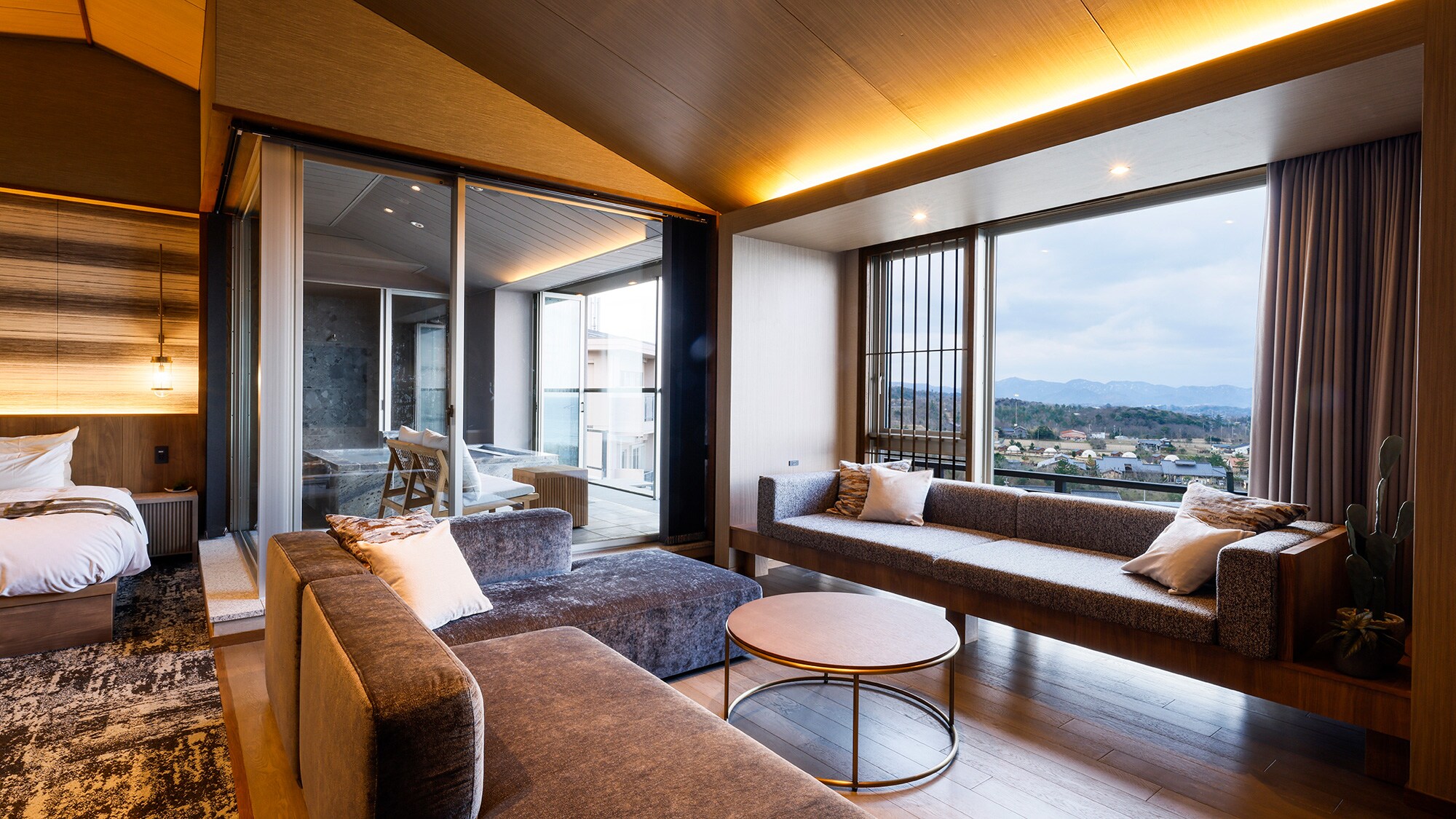 [Observation hot spring bath guest room] (Room 701)