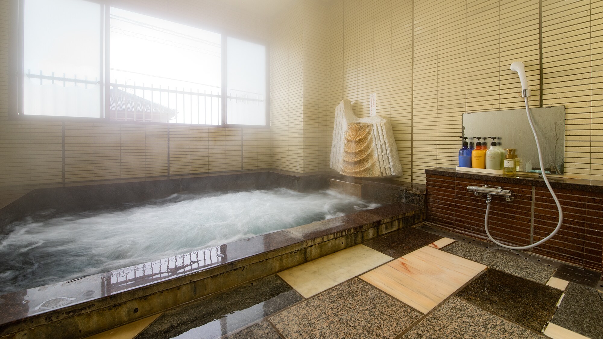 *Natural hot springs, men's bath