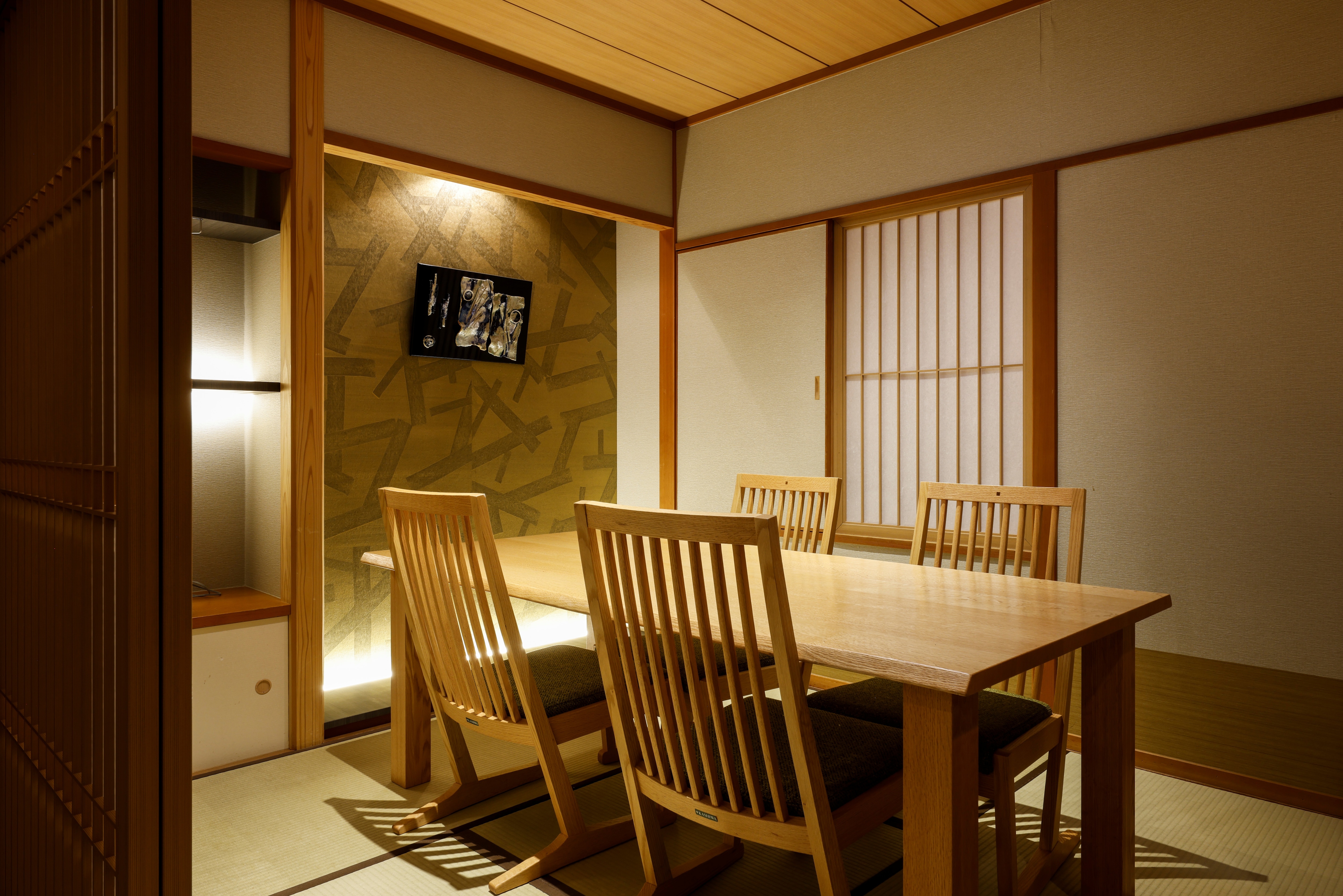 9th floor, top floor, dining space (dinner only)