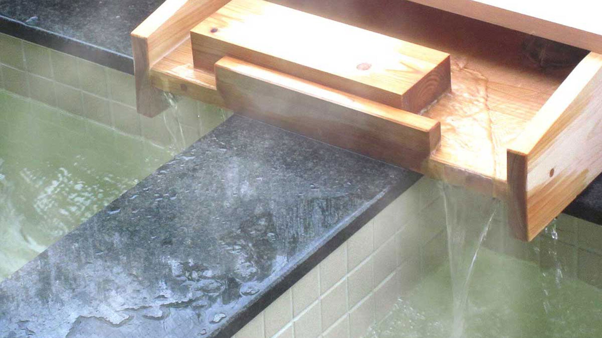 [Onsen] A source that makes your skin smooth