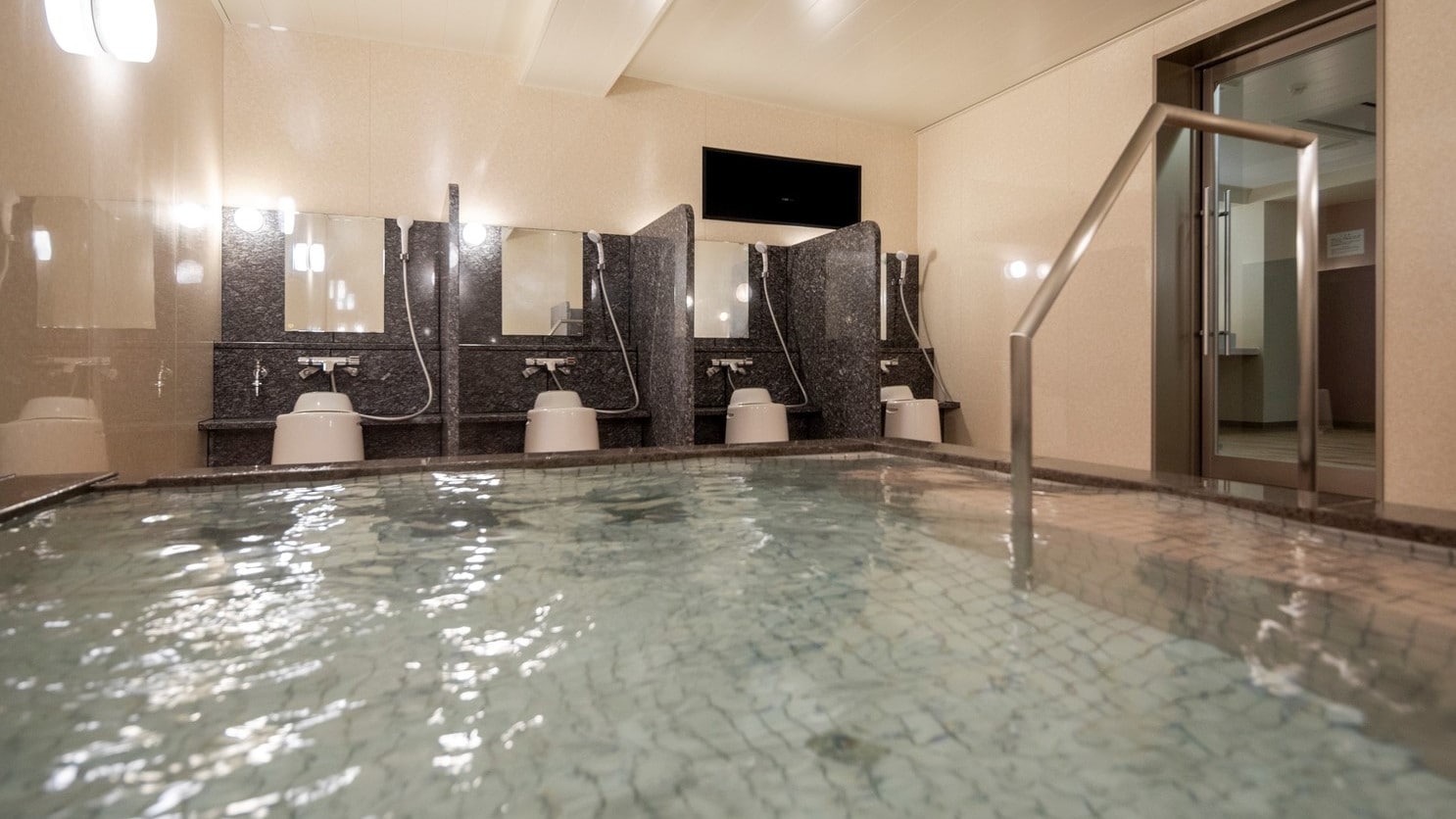 Women's public bath 3: 00p.m.-Midnight 1: 00/6: 00a.m.-10: 00a.m.