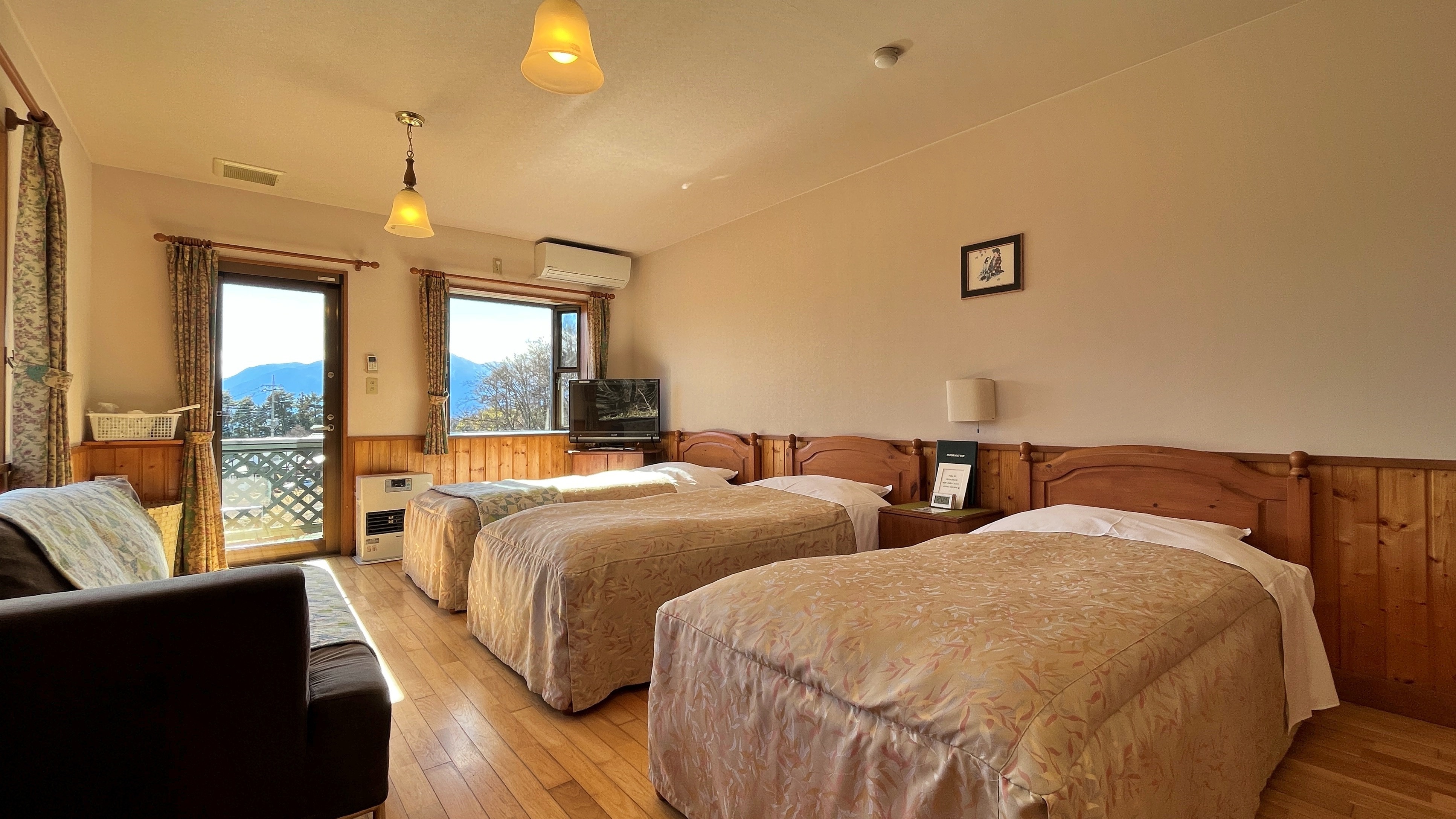 [Triple] One extra bed available depending on the number of people