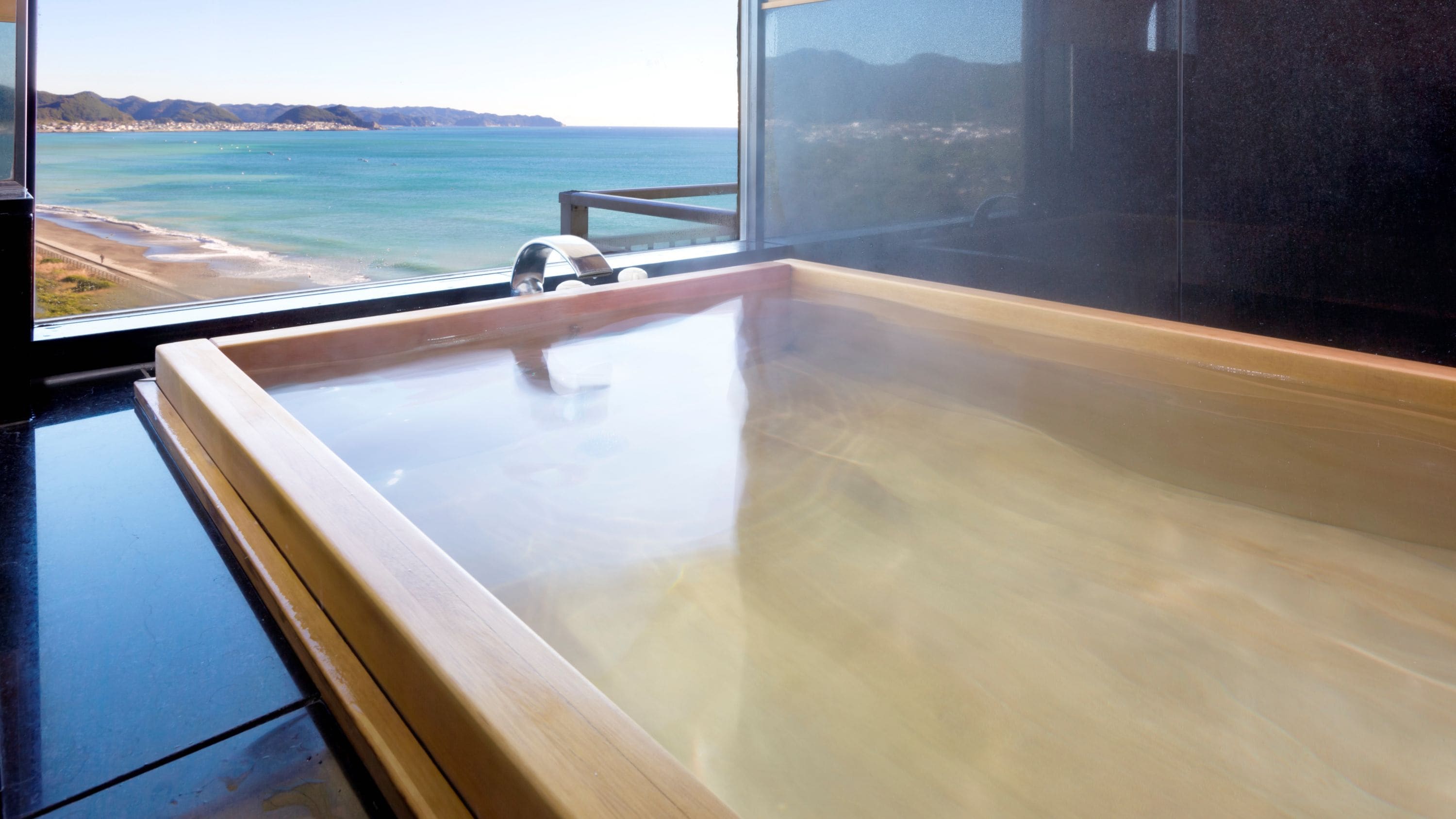 [Guest room] View Hinoki bath