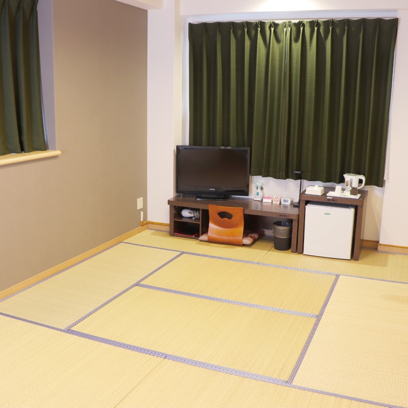 Kamar gaya Jepang 10 tikar tatami