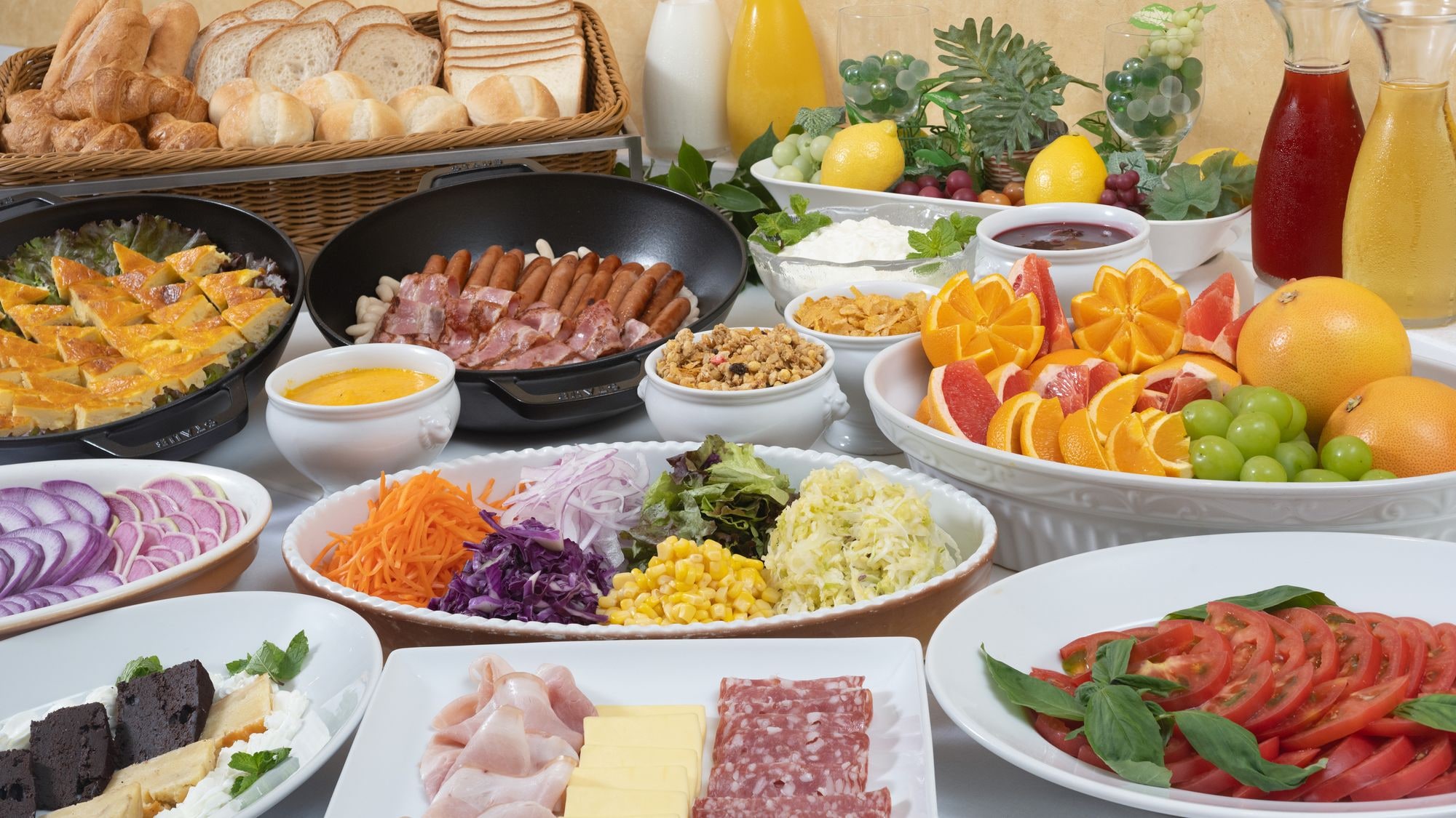 [Breakfast buffet]