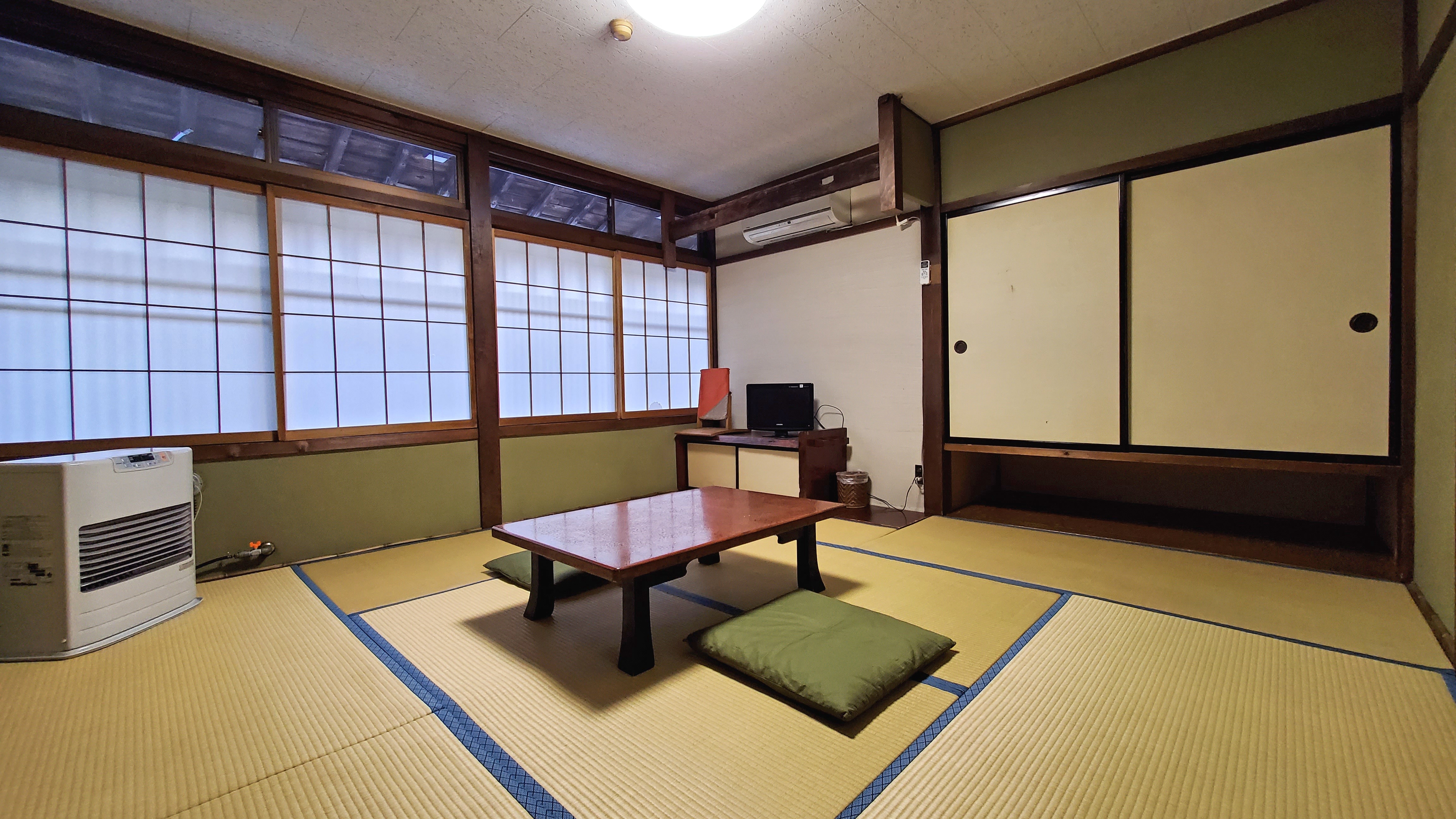 For two people, 8 tatami Japanese-style room