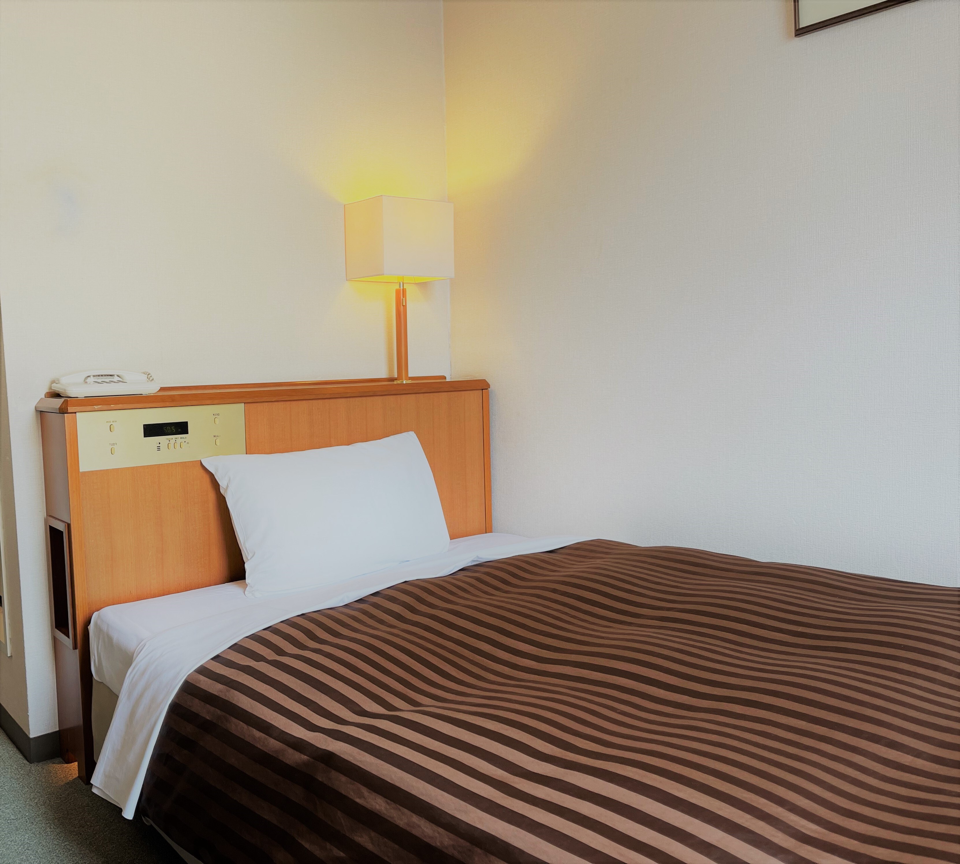 Single Room 2024