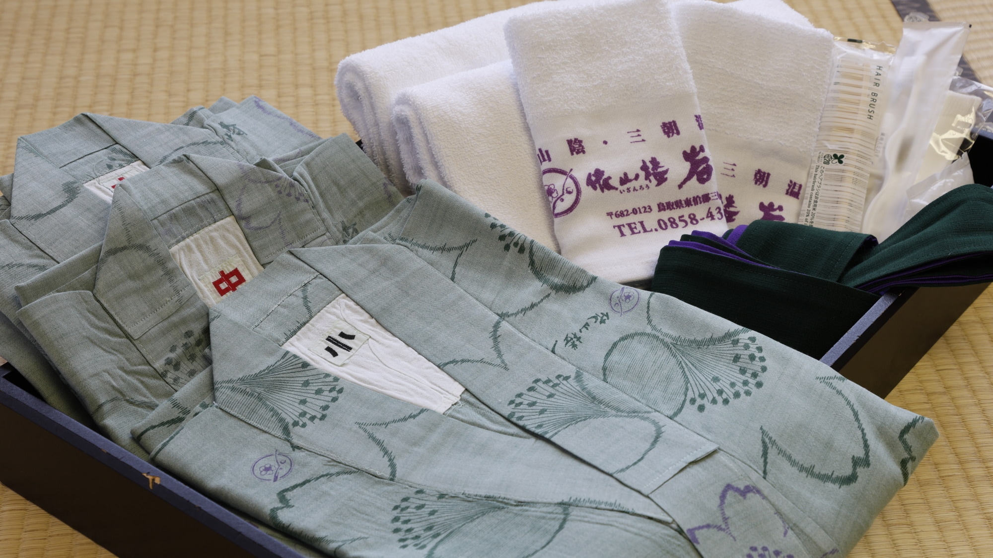 ■Yukata, handuk mandi, handuk kecil, sikat gigi, sisir, kaus kaki tabi *Tersedia di gudang.