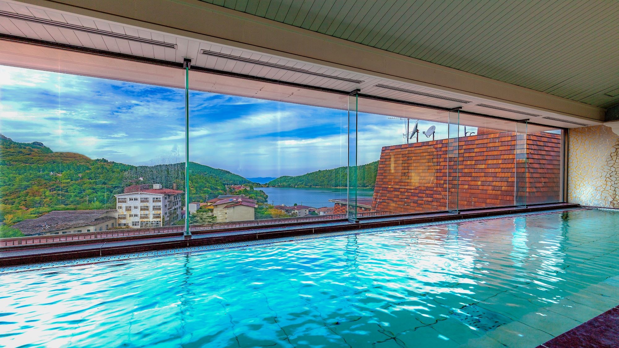 Large public bath (for women)
