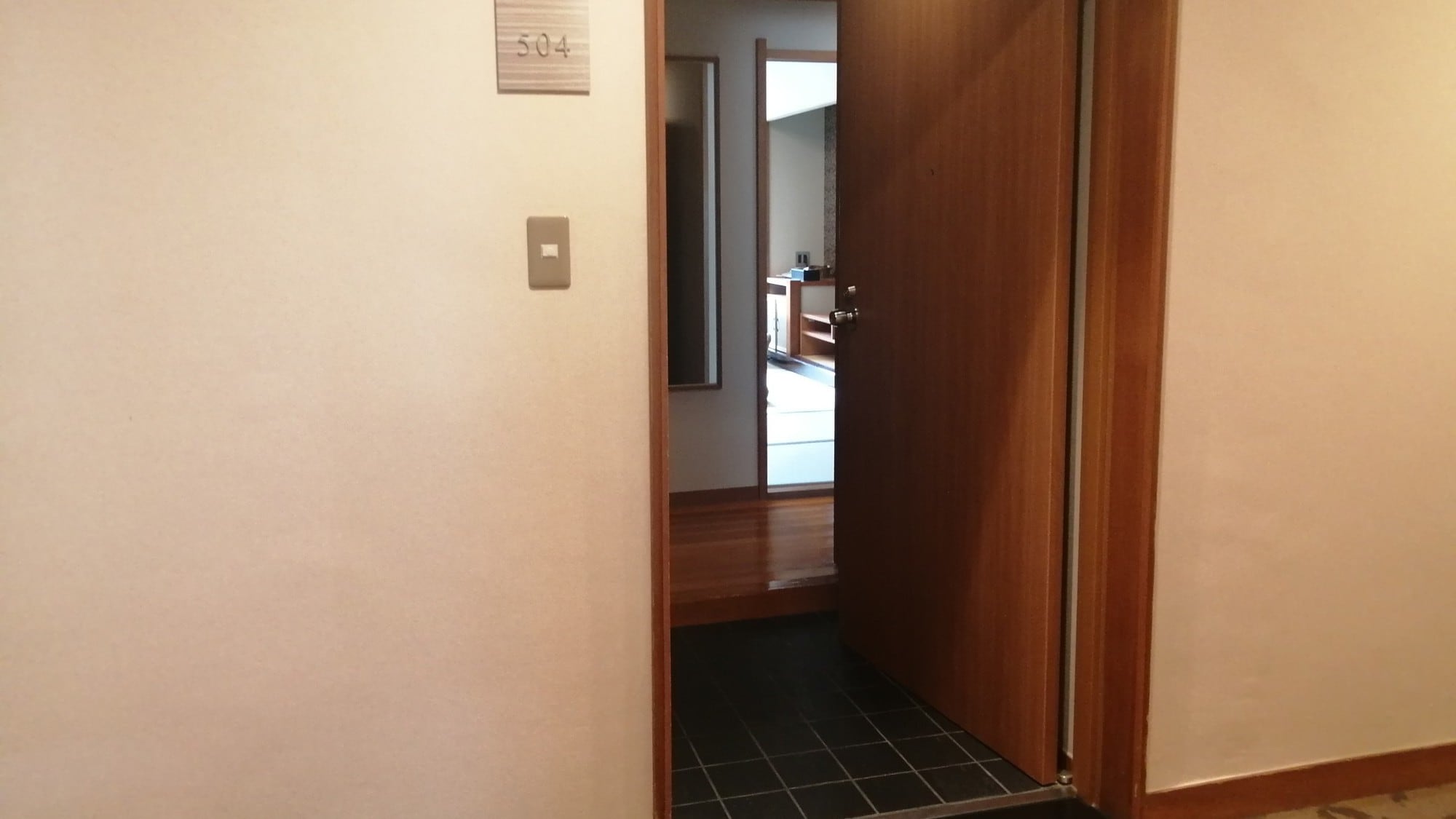 Main building, standard Japanese-style room, river side