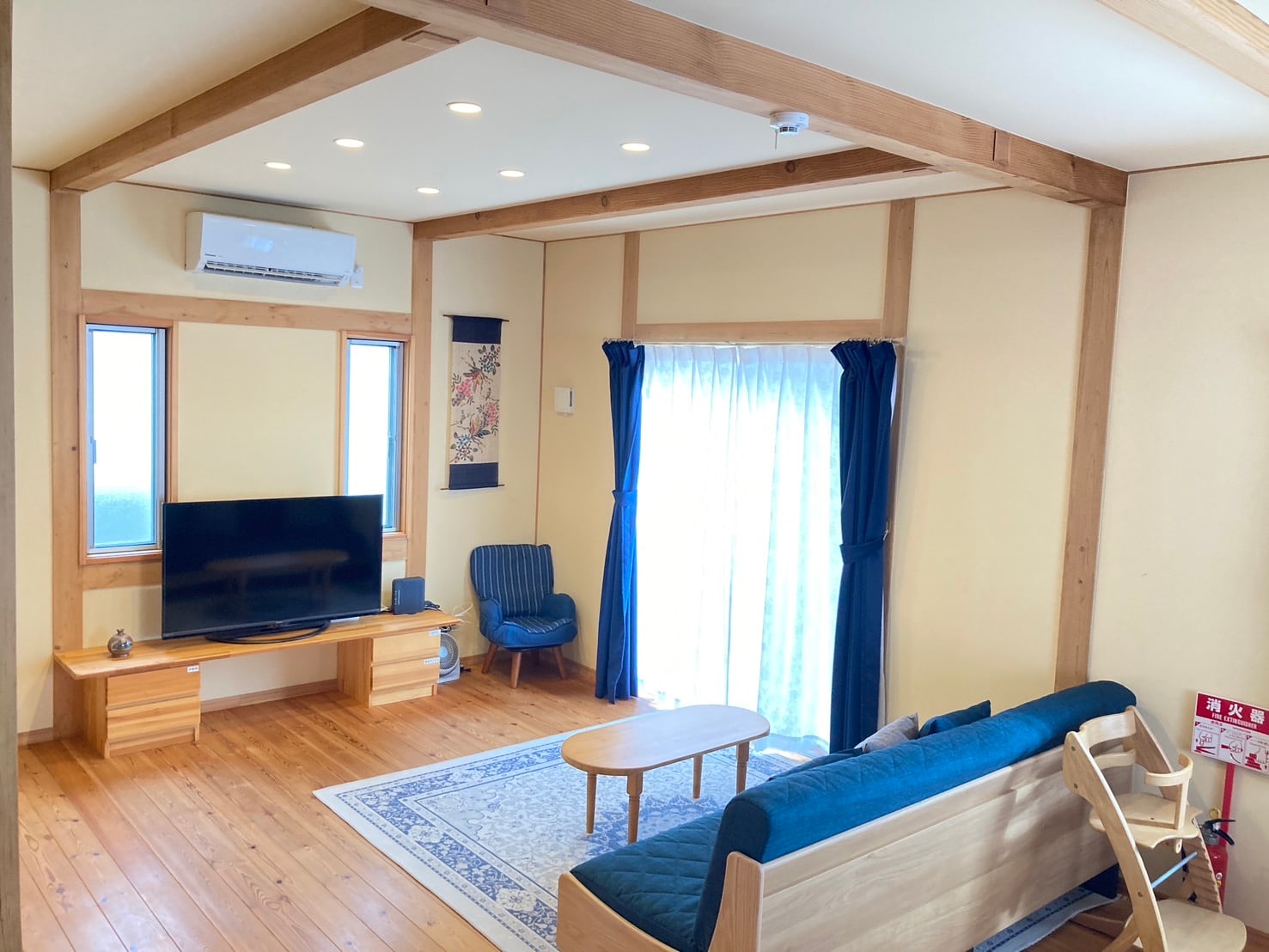 [Aoi] 1F, living room