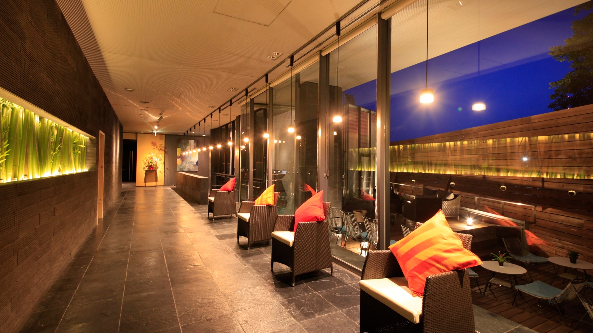 [Entrance lobby]