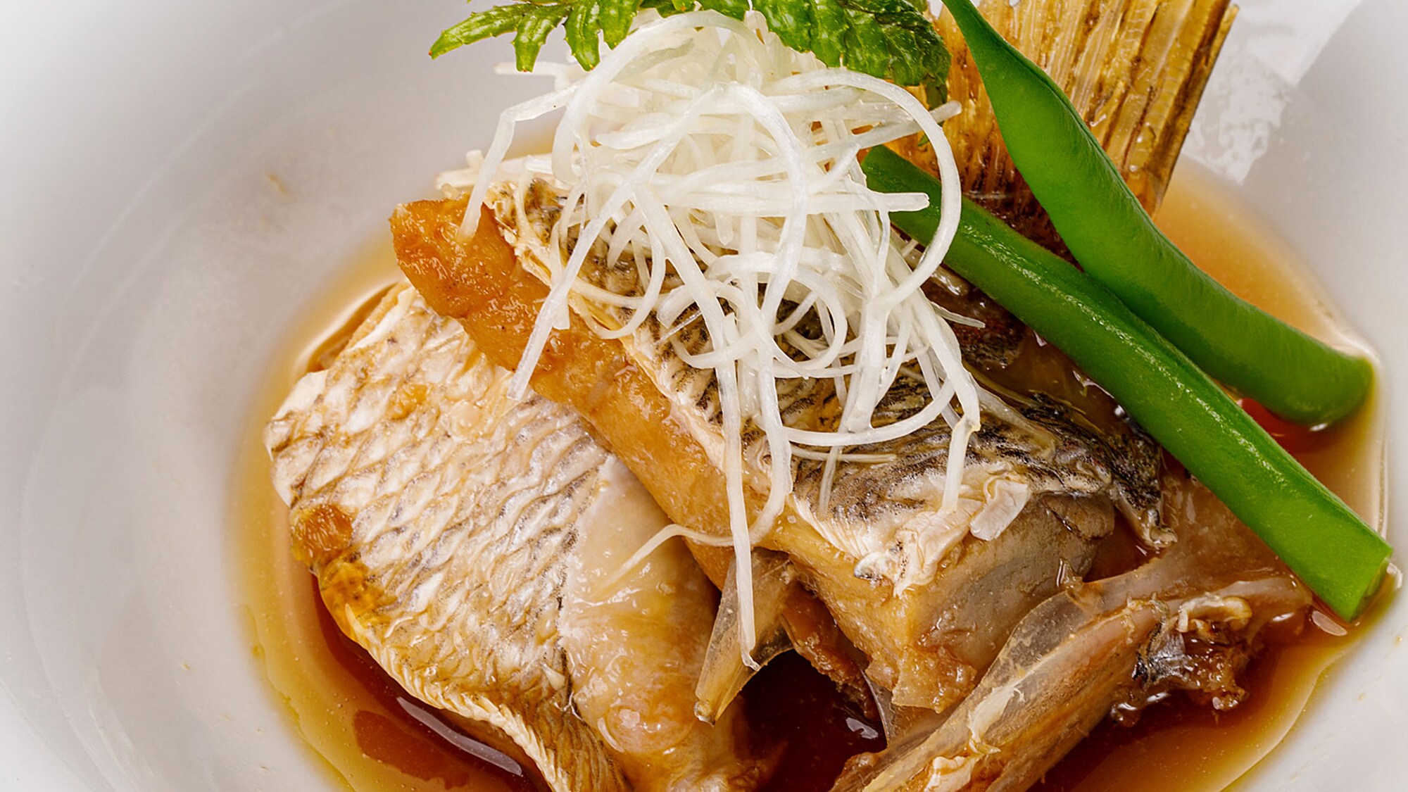 煮熟的鯛魚