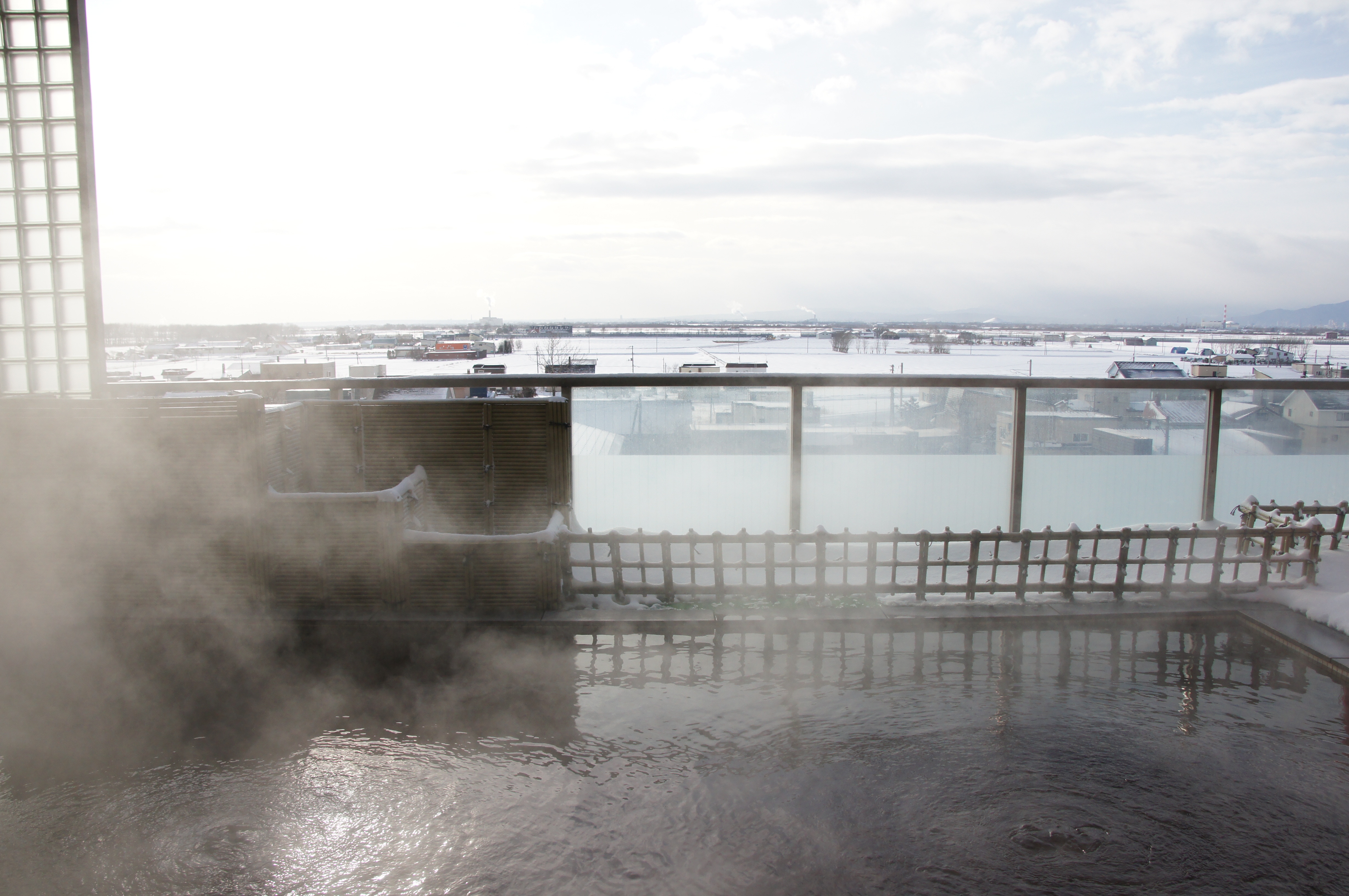 Open-air bath (men's bath) Scenery from the open-air bath [winter]