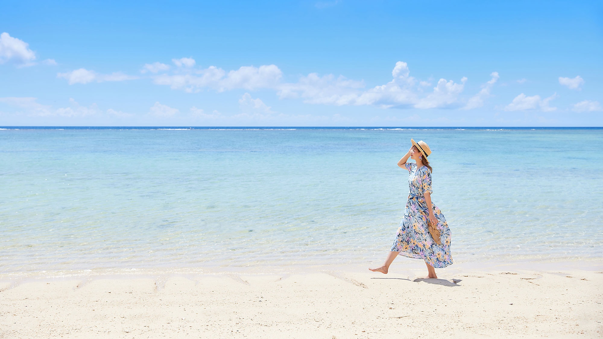 pl_Stroll along the beach alone