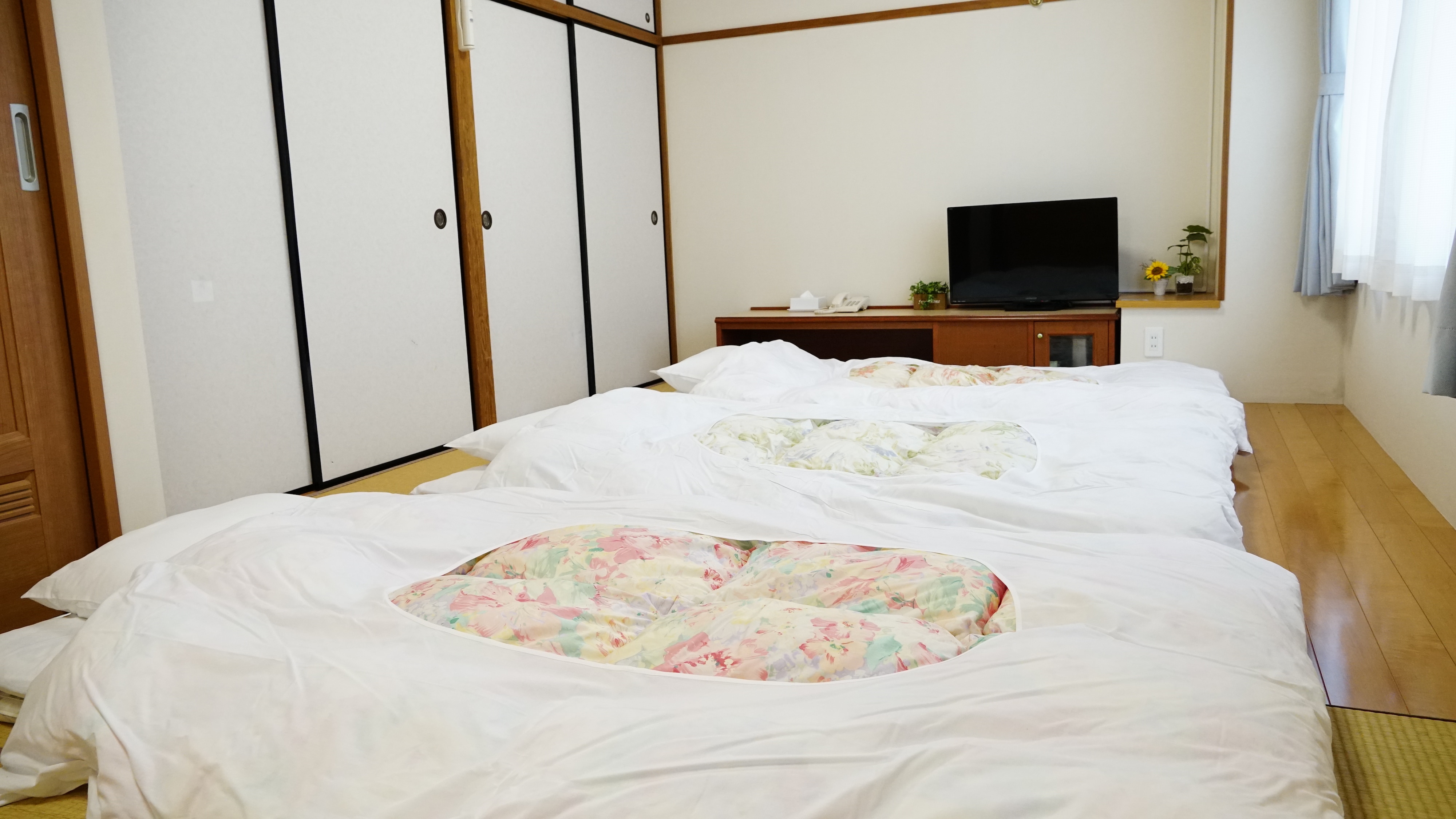 ห้องพักแบบญี่ปุ่น (ฟูก)