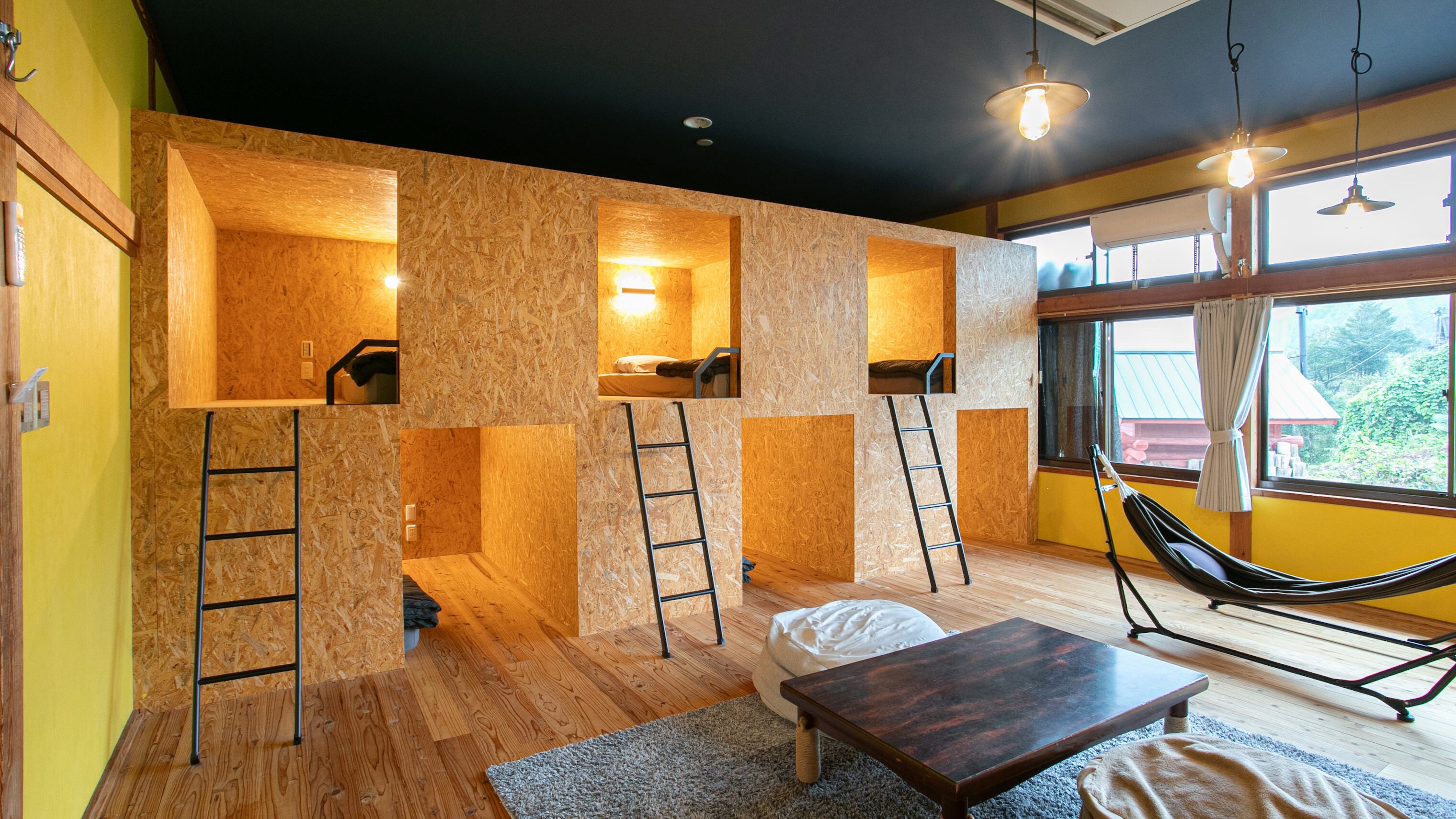 Family room: Shared bathroom (maximum 10 people)
