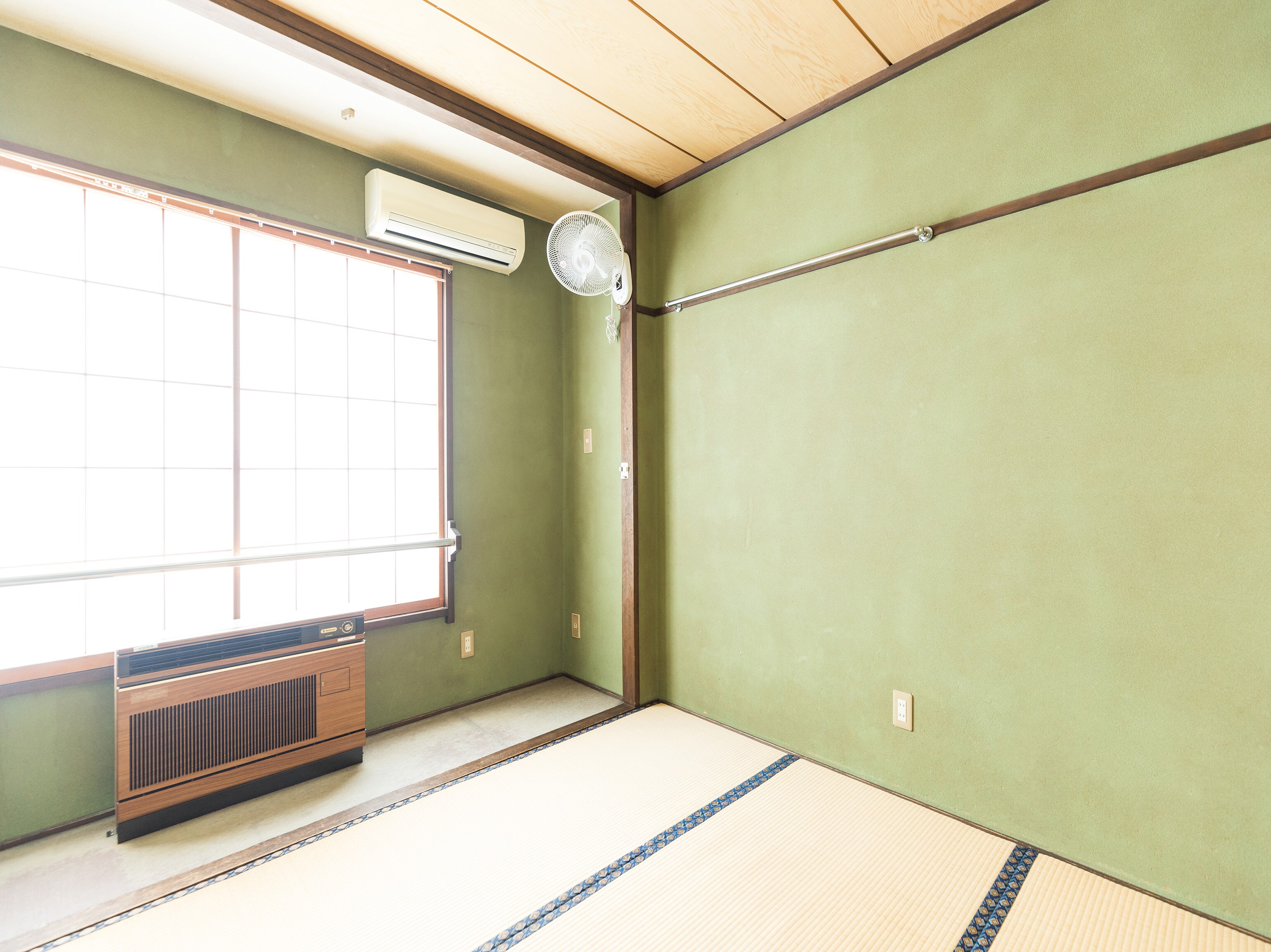 Japanese-style double room