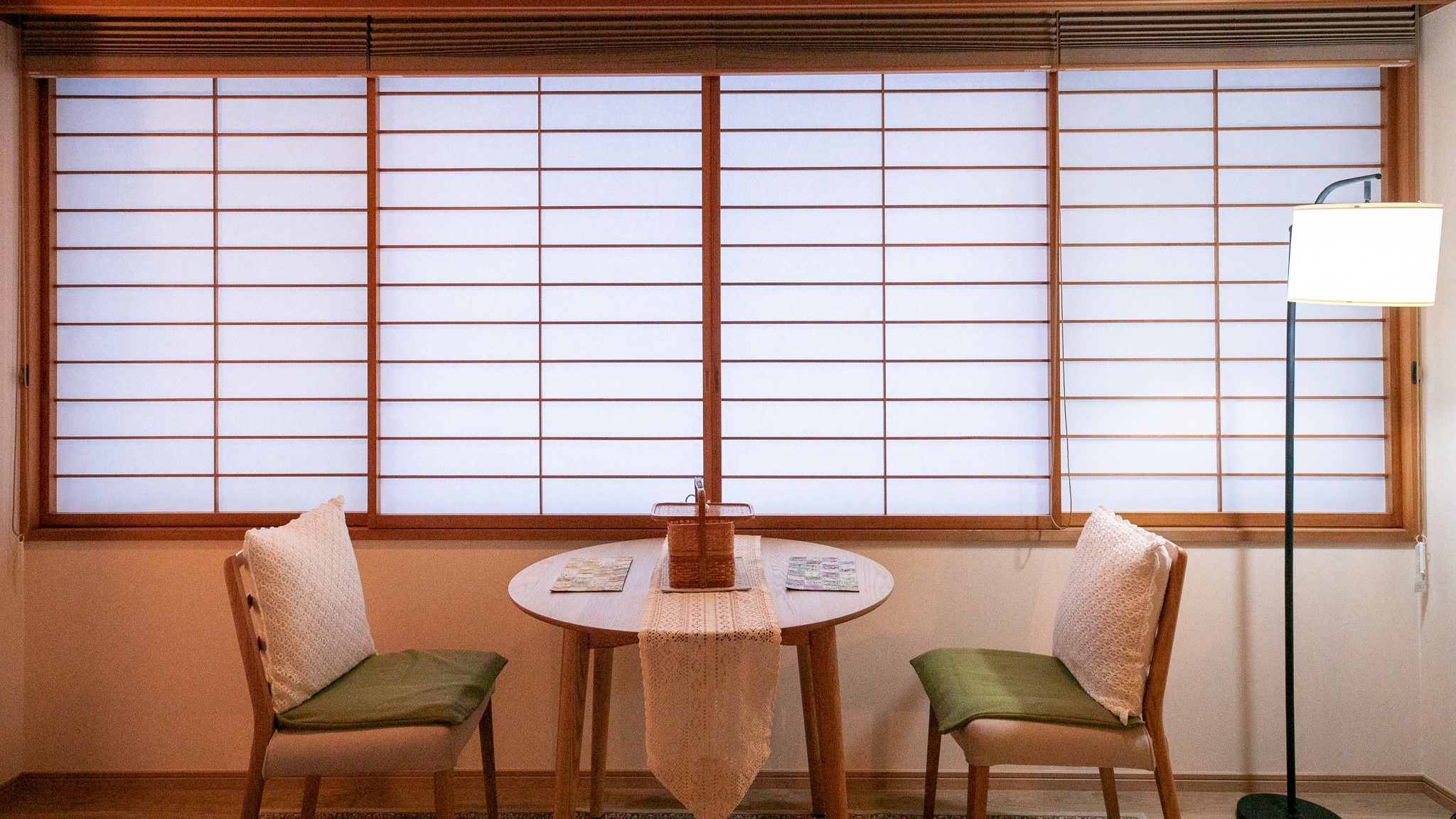 [Non-smoking] Modern Japanese-Western style room 10 tatami mats "Akane" "Nadeshiko" "Aratama" / Simmons mattress