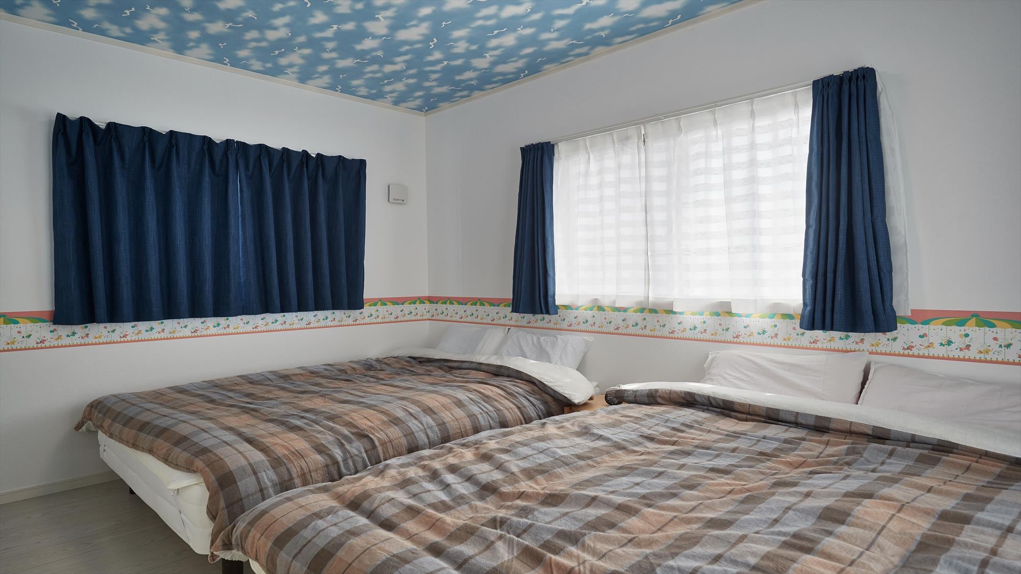 [Rekibu 5 | Kamar Tidur] Kamar tidur dengan jendela besar. Ruang menyegarkan di mana Anda dapat bangun dengan cahaya pagi.