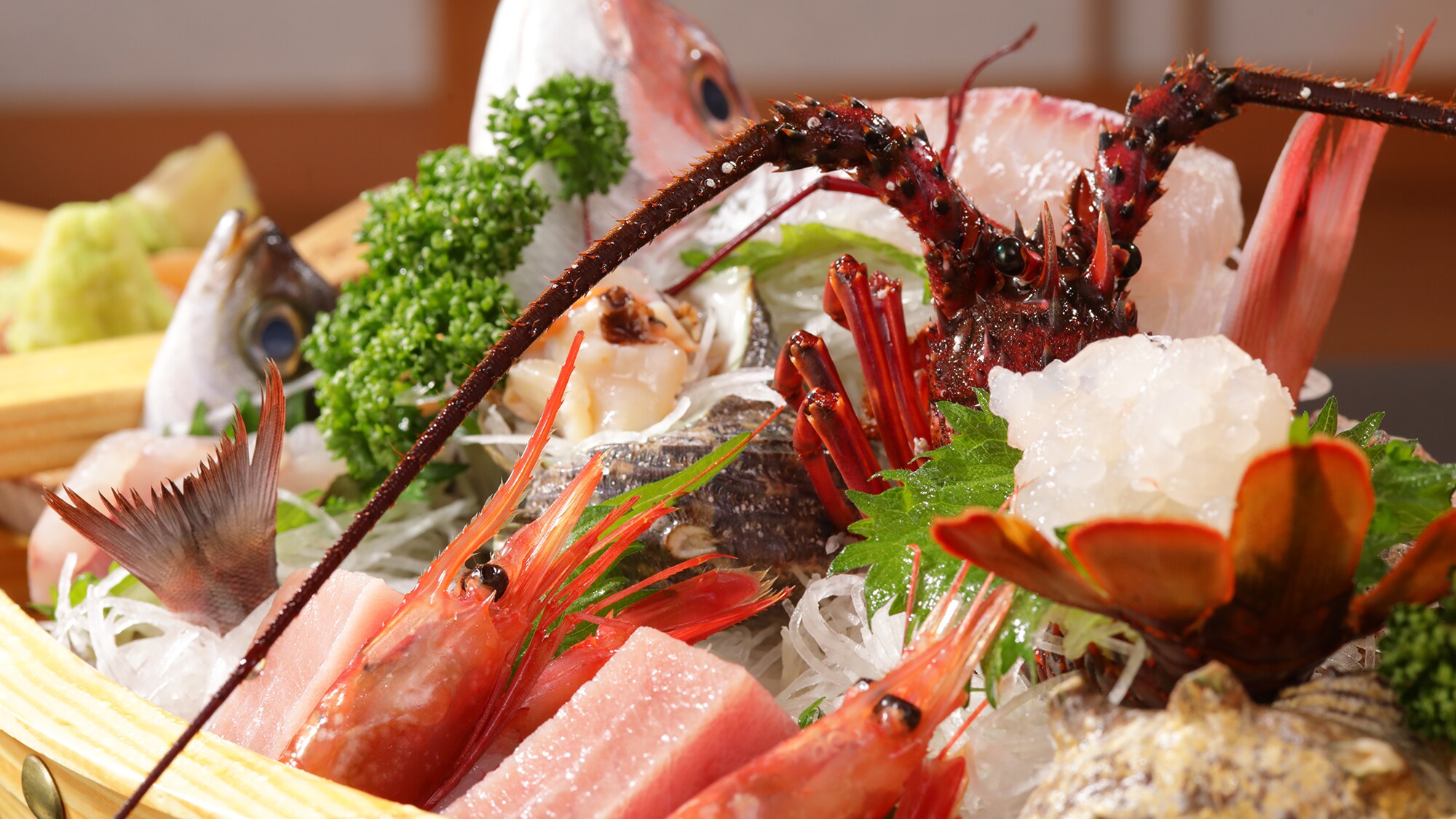 All plans include a boat-shaped platter full of seasonal ingredients (example of seasonal ingredients)