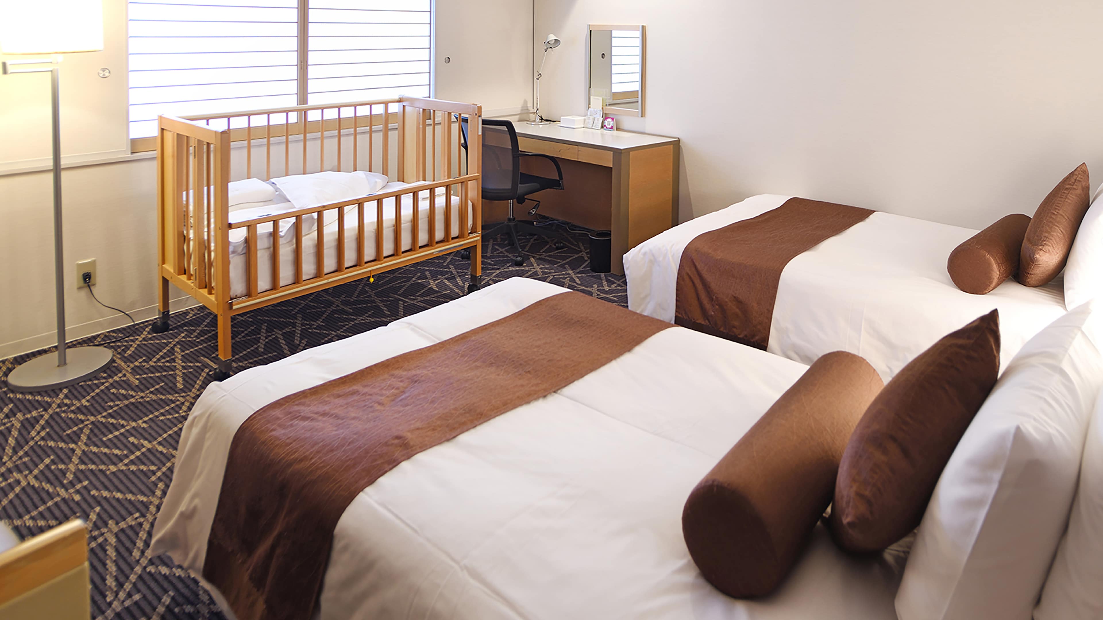Penyewaan tempat tidur bayi tersedia *Dikenakan biaya 1.210 yen/malam