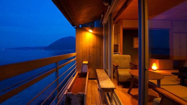 [With footbath on the top floor] Enjoy a genuine and luxurious time with a quiet and relaxing view of Beppu Bay