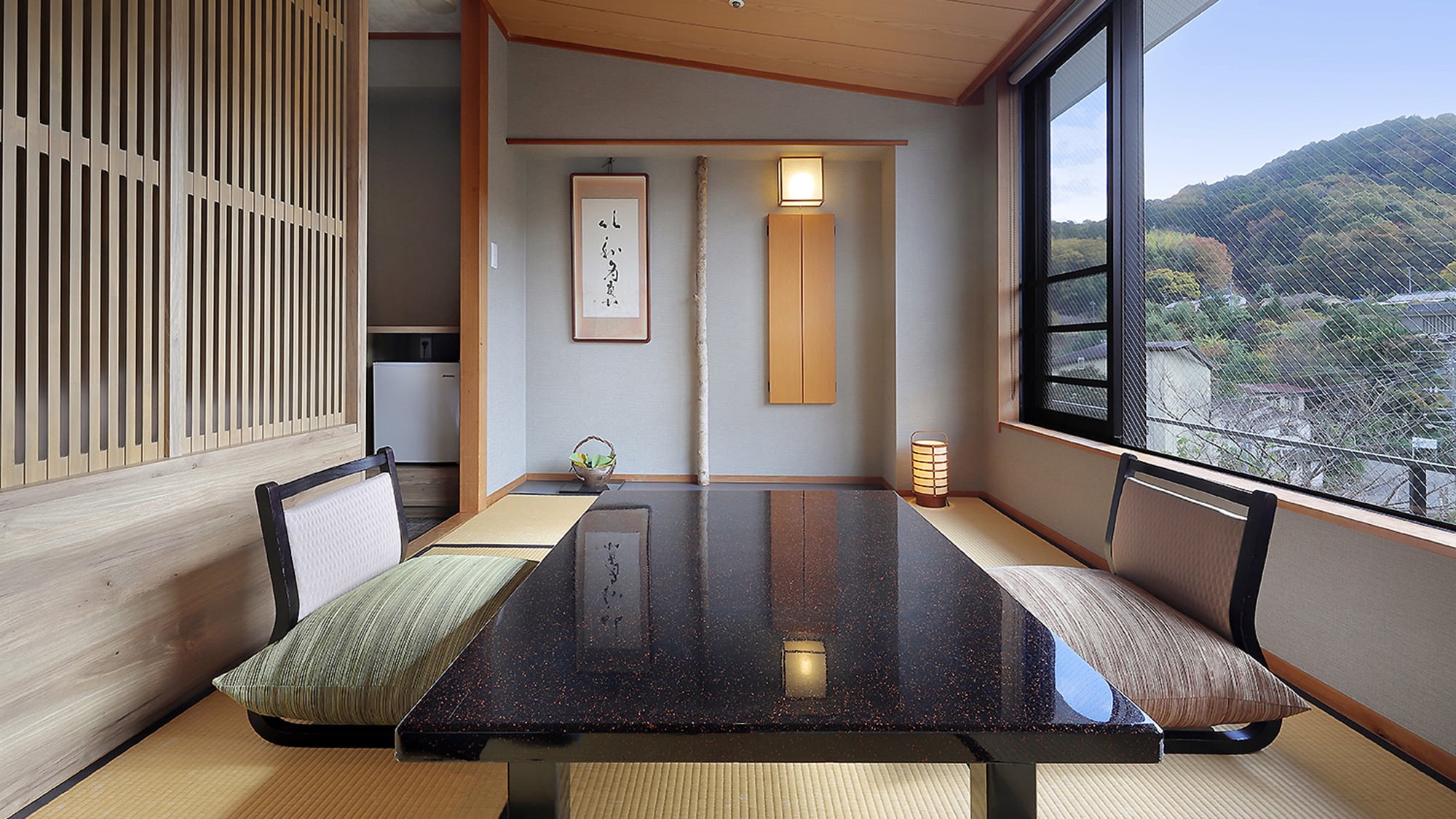 [Non-smoking room] Japanese-Western style room