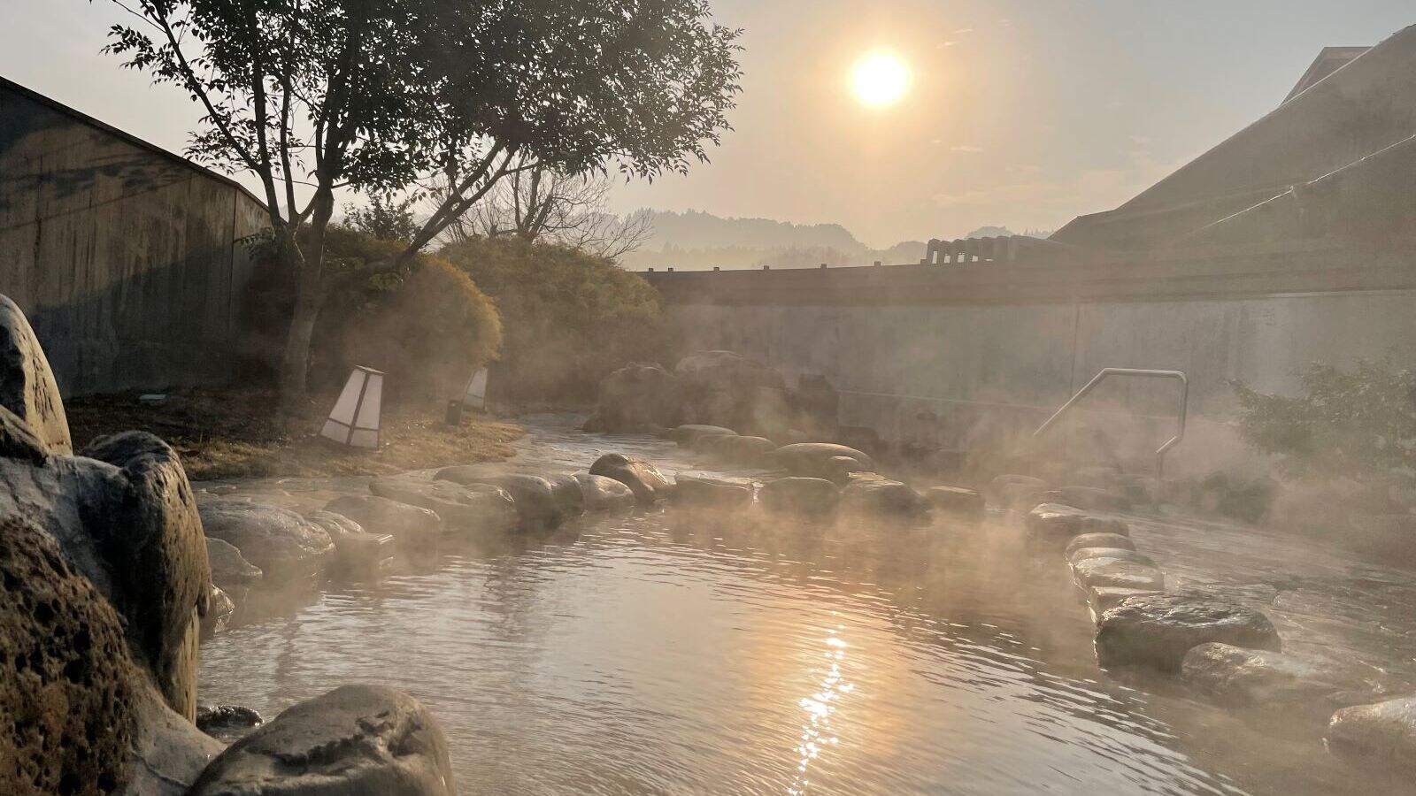 Open-air bath - sunrise