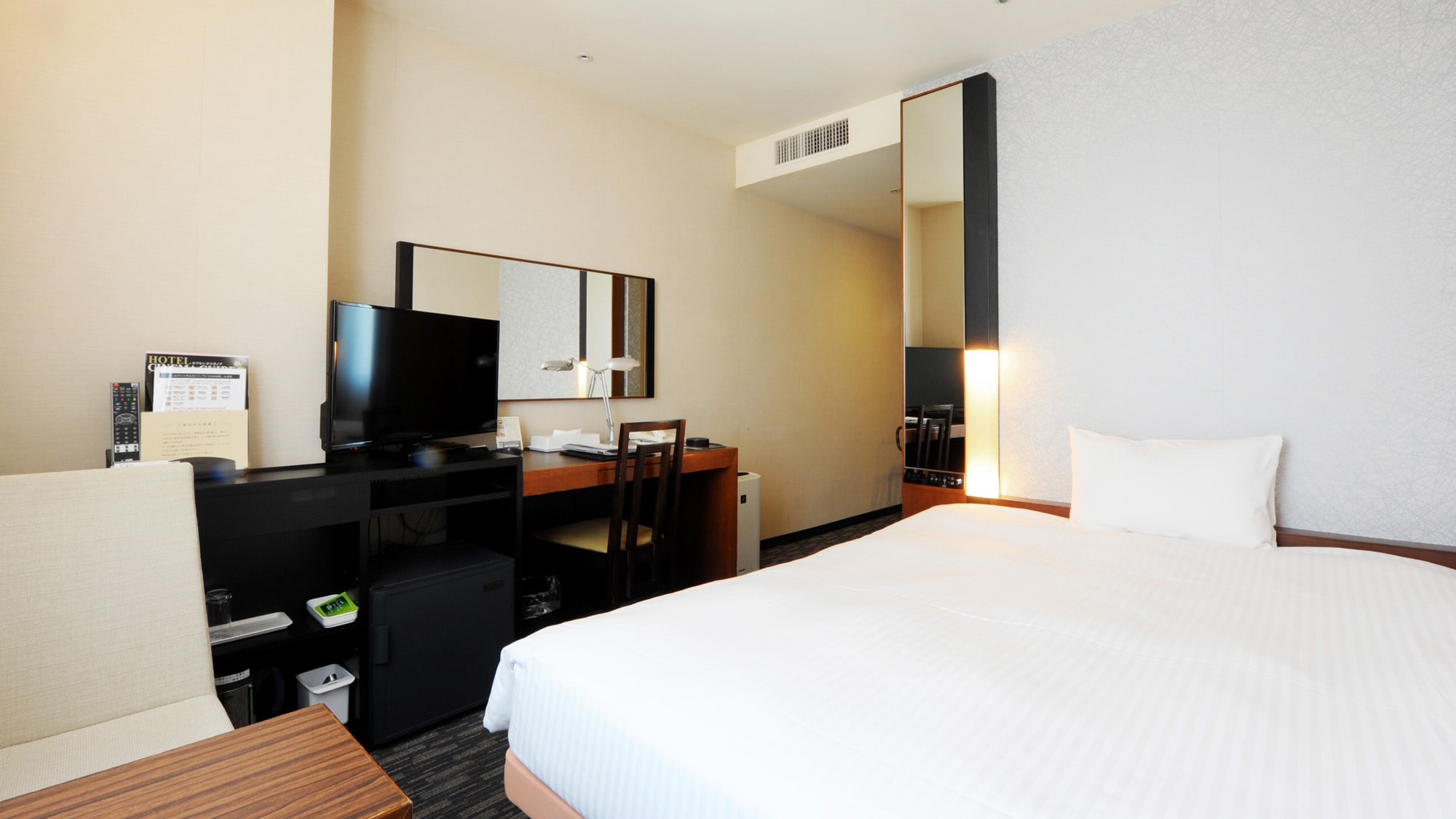 Single room with double bed ◆ (18 square meters) [South Wing] [Non-smoking]