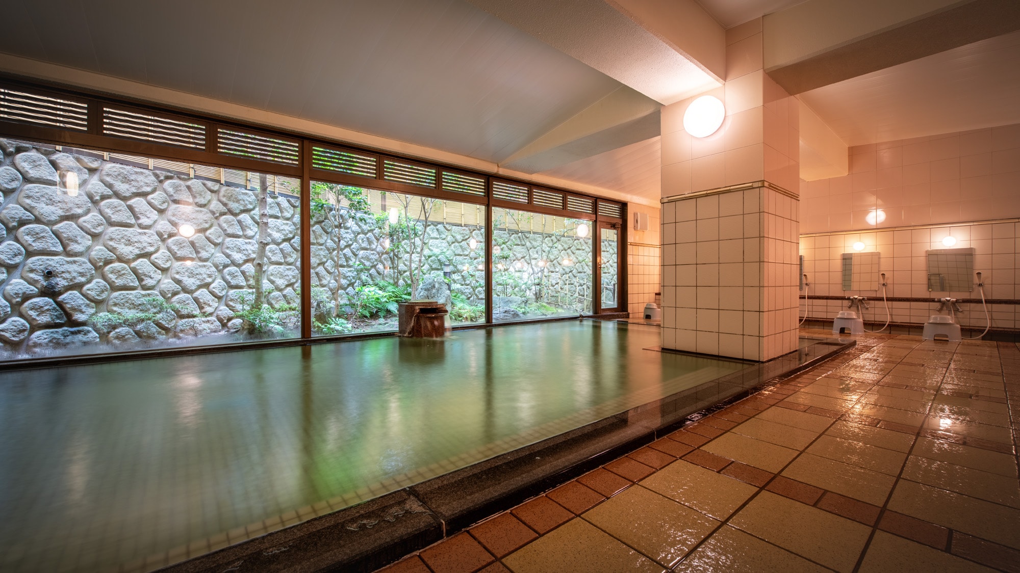 ★Men's large bath "Wakusan"