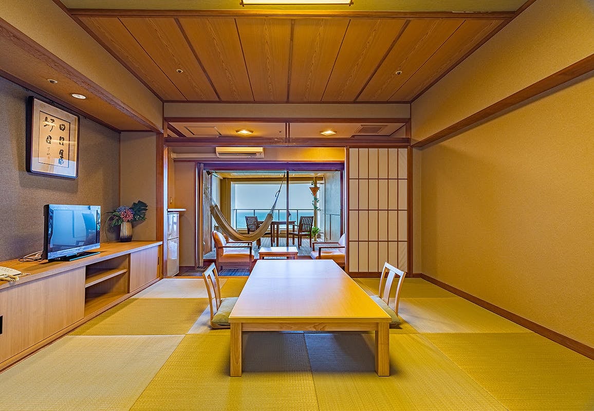 Modern Japanese-style room with observation deck terrace (non-smoking) [R1 year 6/28 ~]