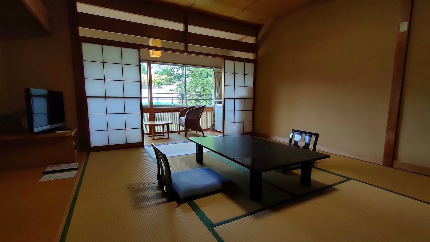 [Main building] Example of a guest room *Toilet included *There is a bath in the room.