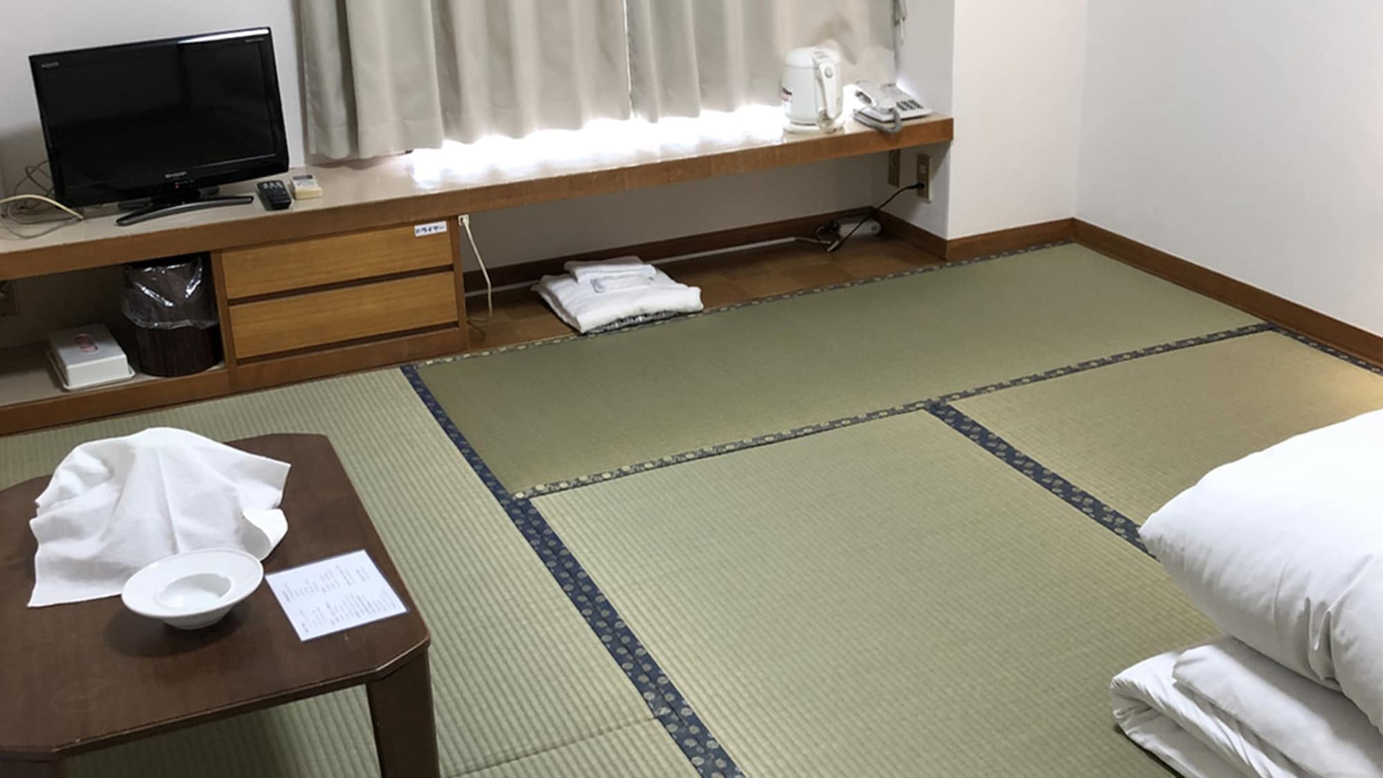 ・Phòng theo phong cách Nhật Bản (6 chiếu tatami)