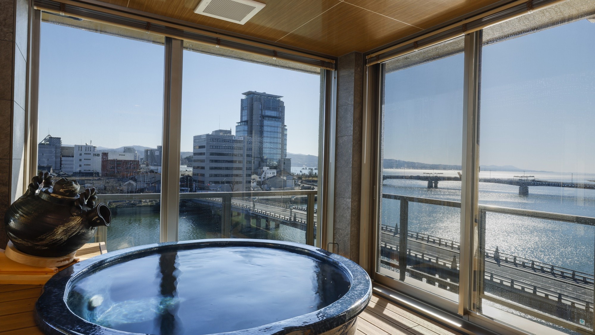 5th floor twin room with fine view bath / example