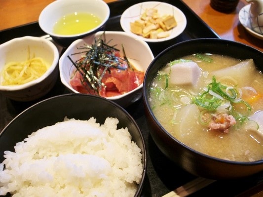 Free replacement of local taste pork soup set meal