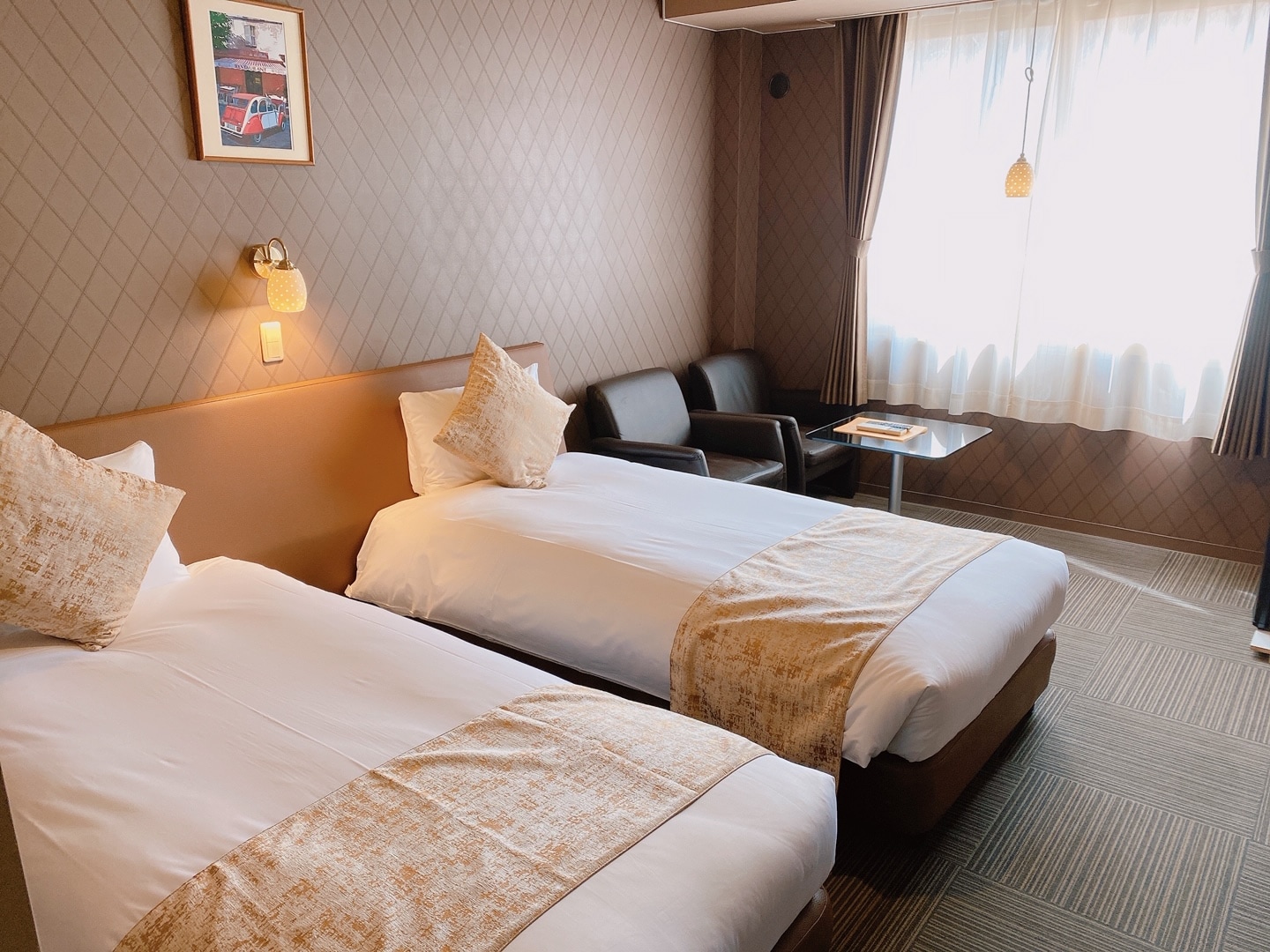 Twin room (Room 105, Room 205)