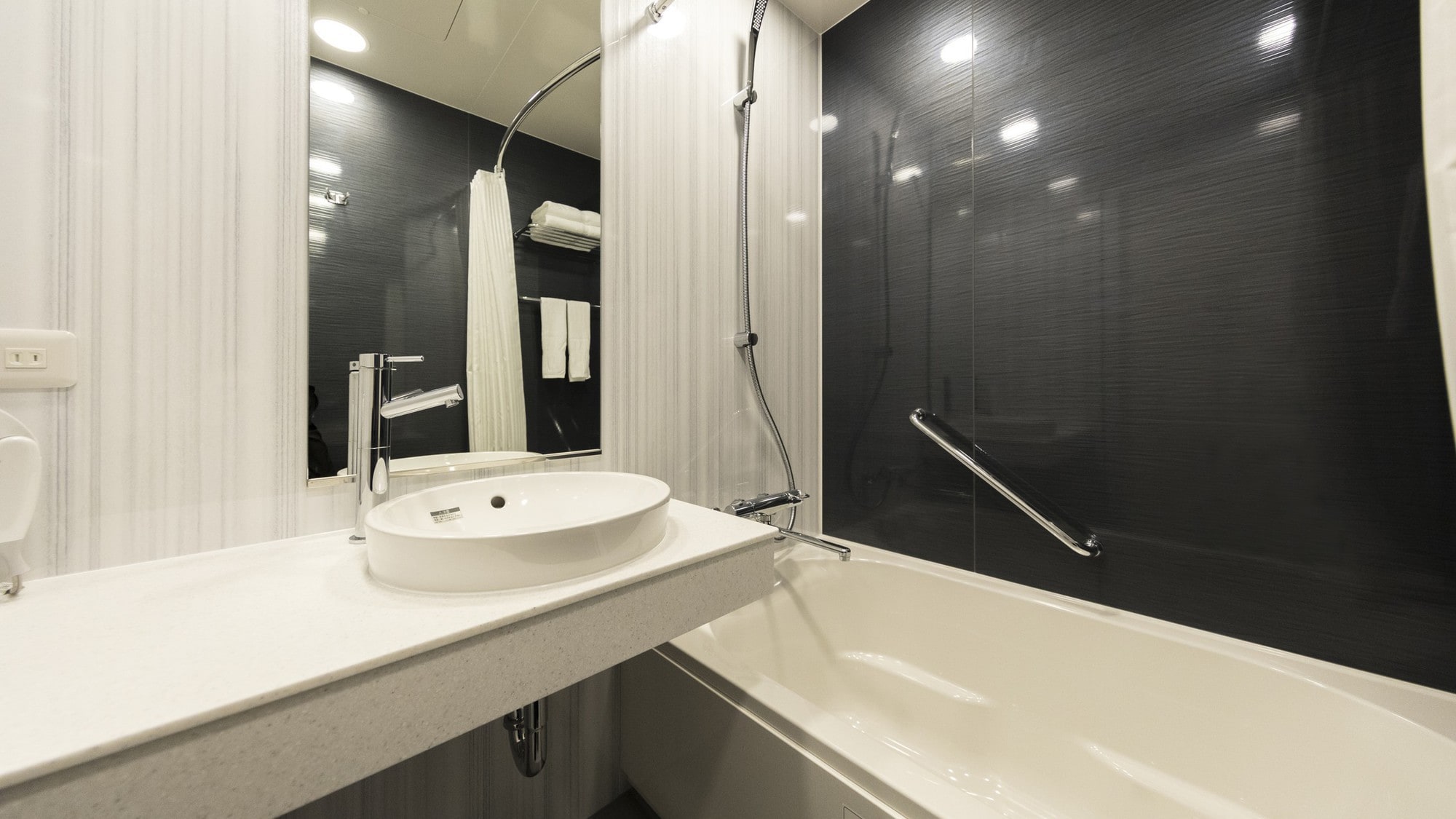The bathroom is a separate type with a toilet.