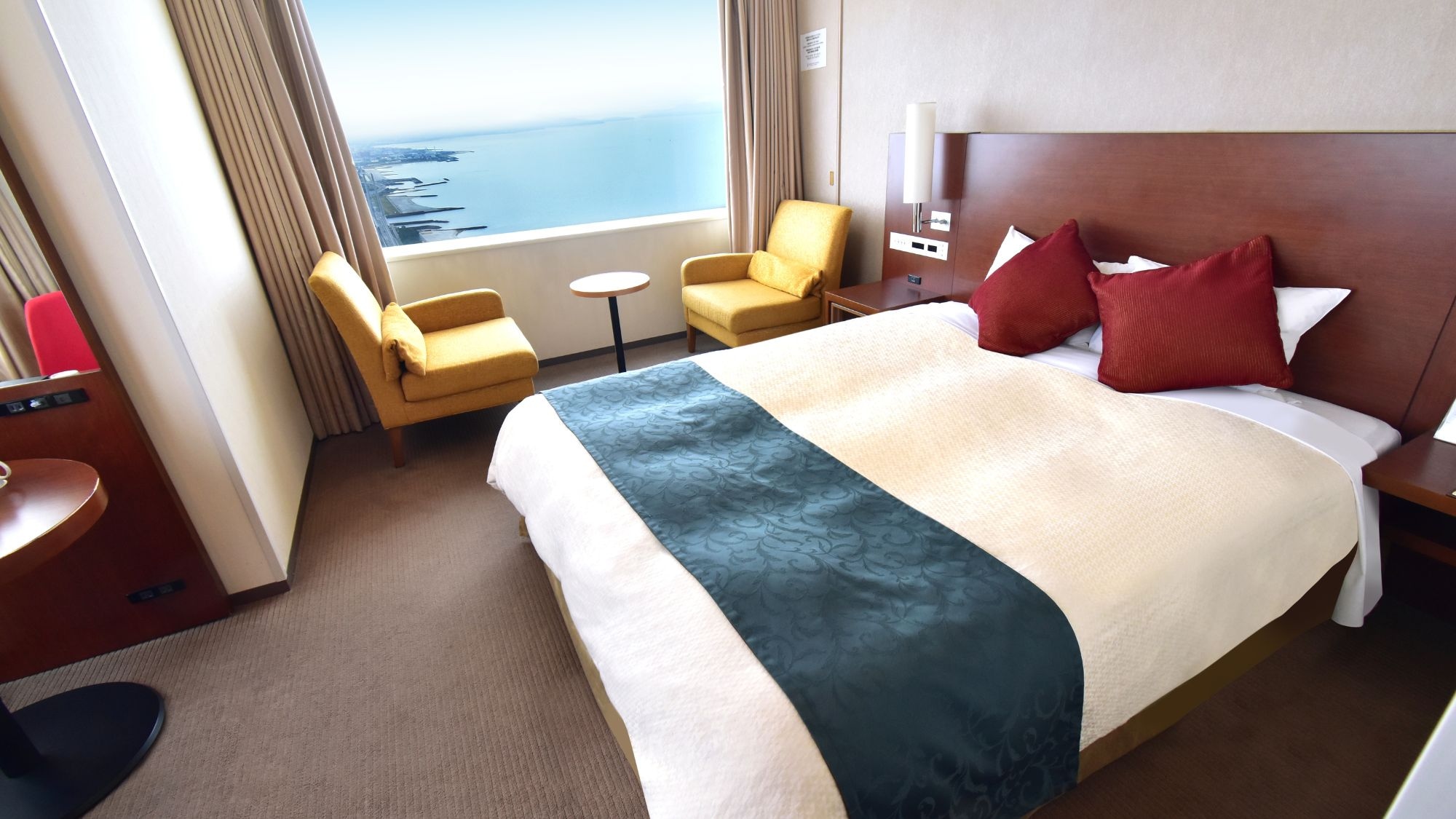 Premier Superior Corner Double