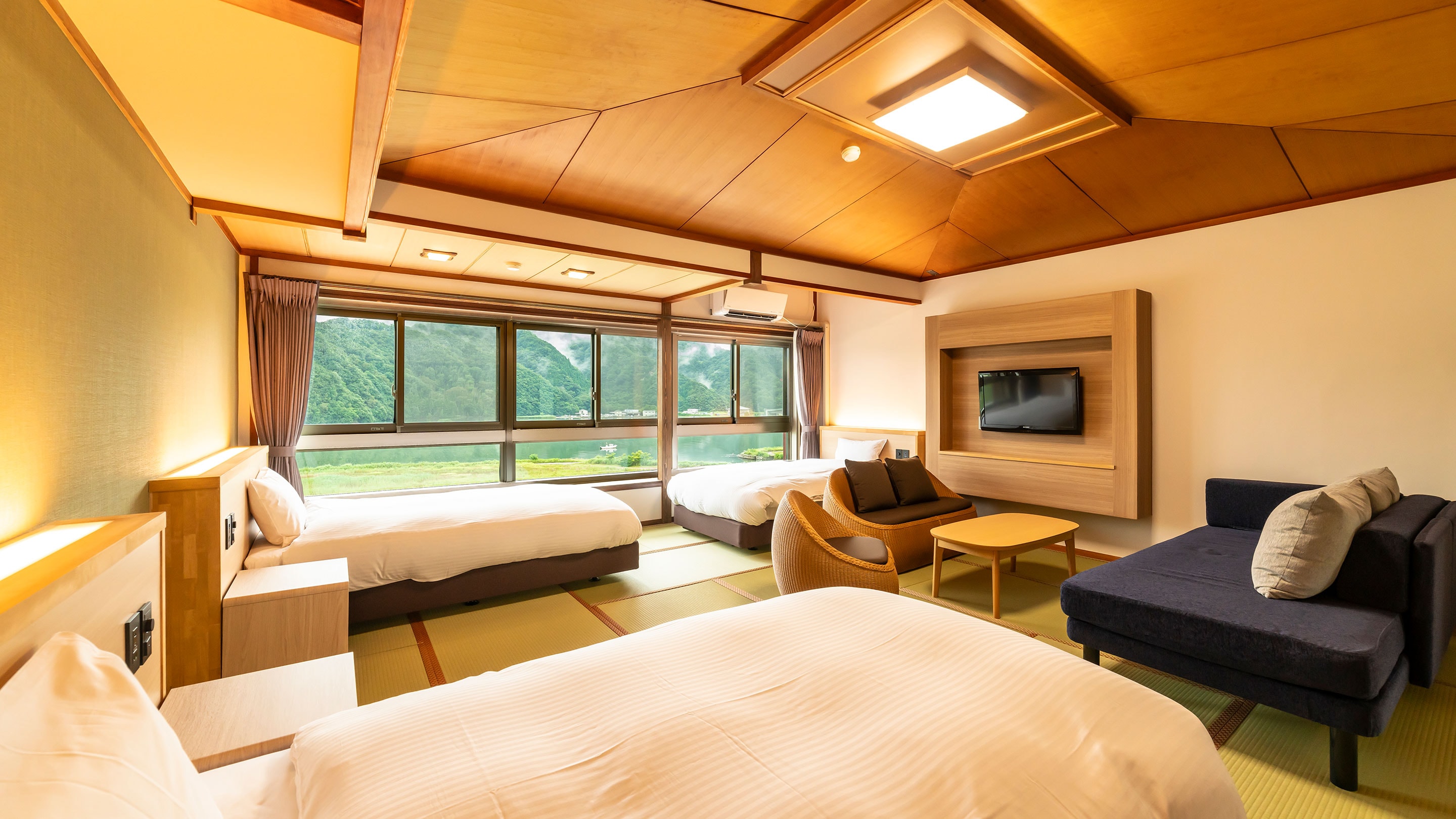 [Non-smoking] Superior Japanese-style bed, triple, no indoor bath (river side) *Image