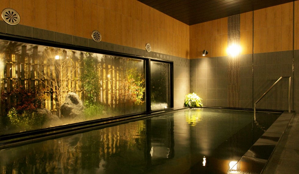 Natural hot spring public bath ◆ You can take a bath from 15:00 to 2:00 and 5:00 to 10:00 ◆