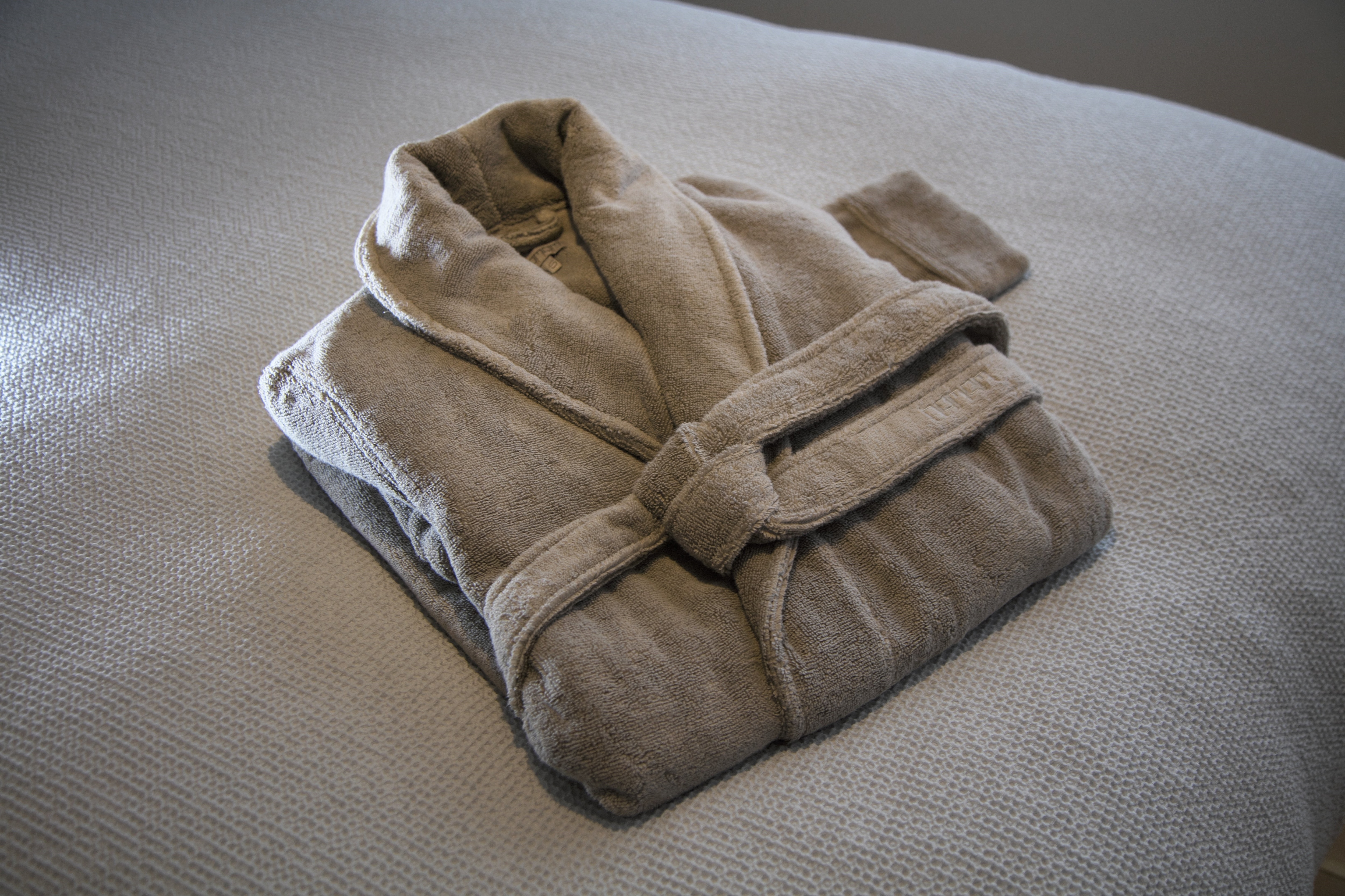 "Aoi Futaba" bathrobe