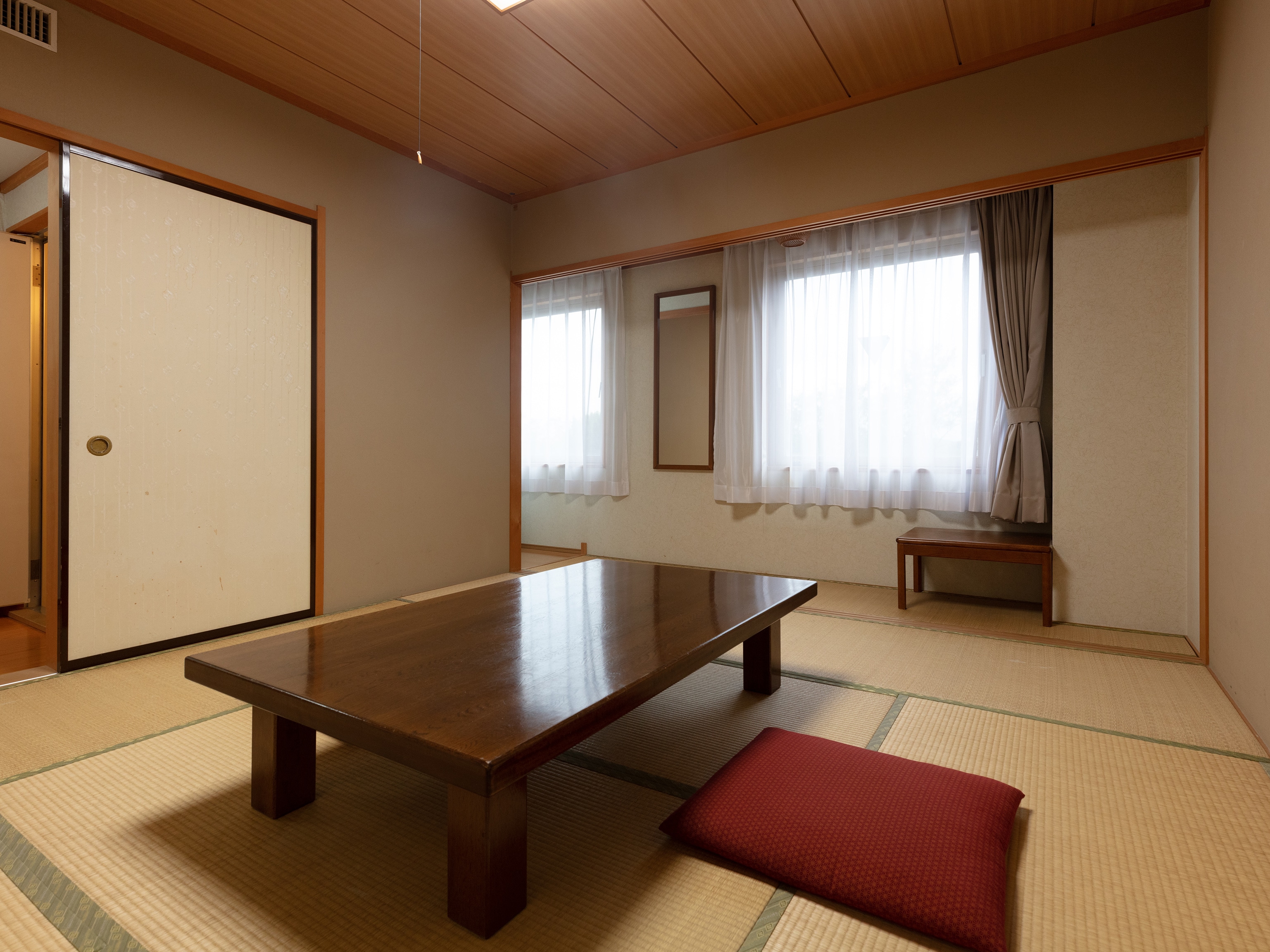 Japanese-style room for four