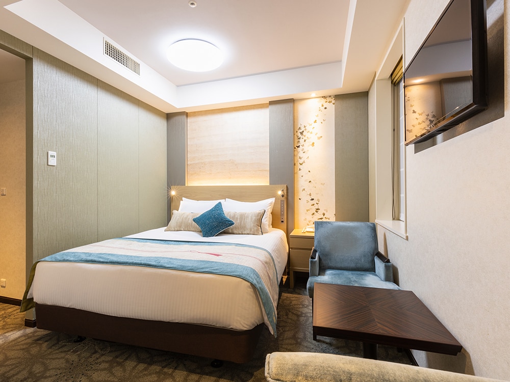 Atrium Side Queen 23 sqm