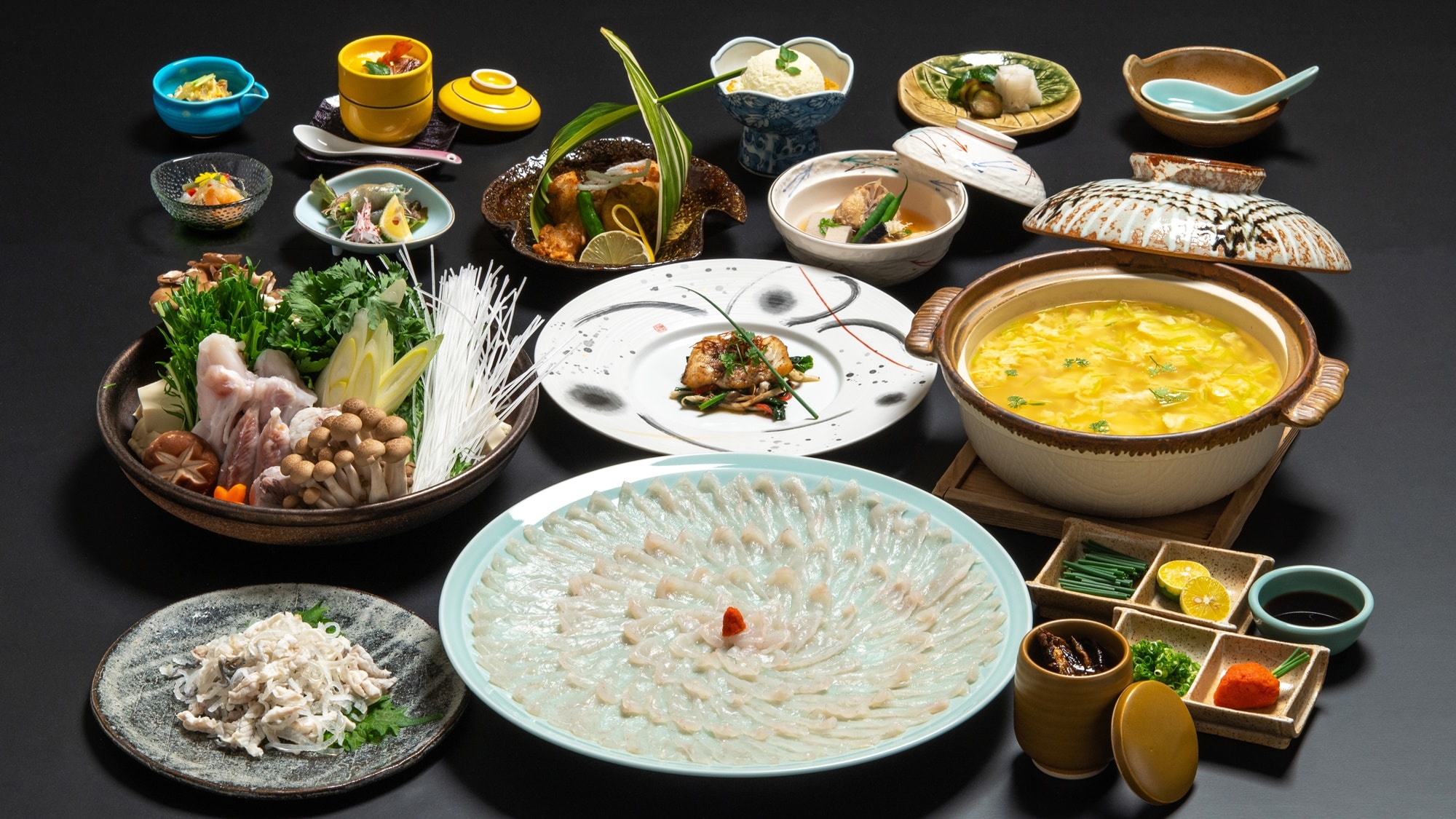 [Món Fugu] Khi nghĩ đến Shimonoseki, bạn sẽ nghĩ đến "Fugu" - một món ăn xa xỉ có thể thưởng thức bất kể mùa nào.