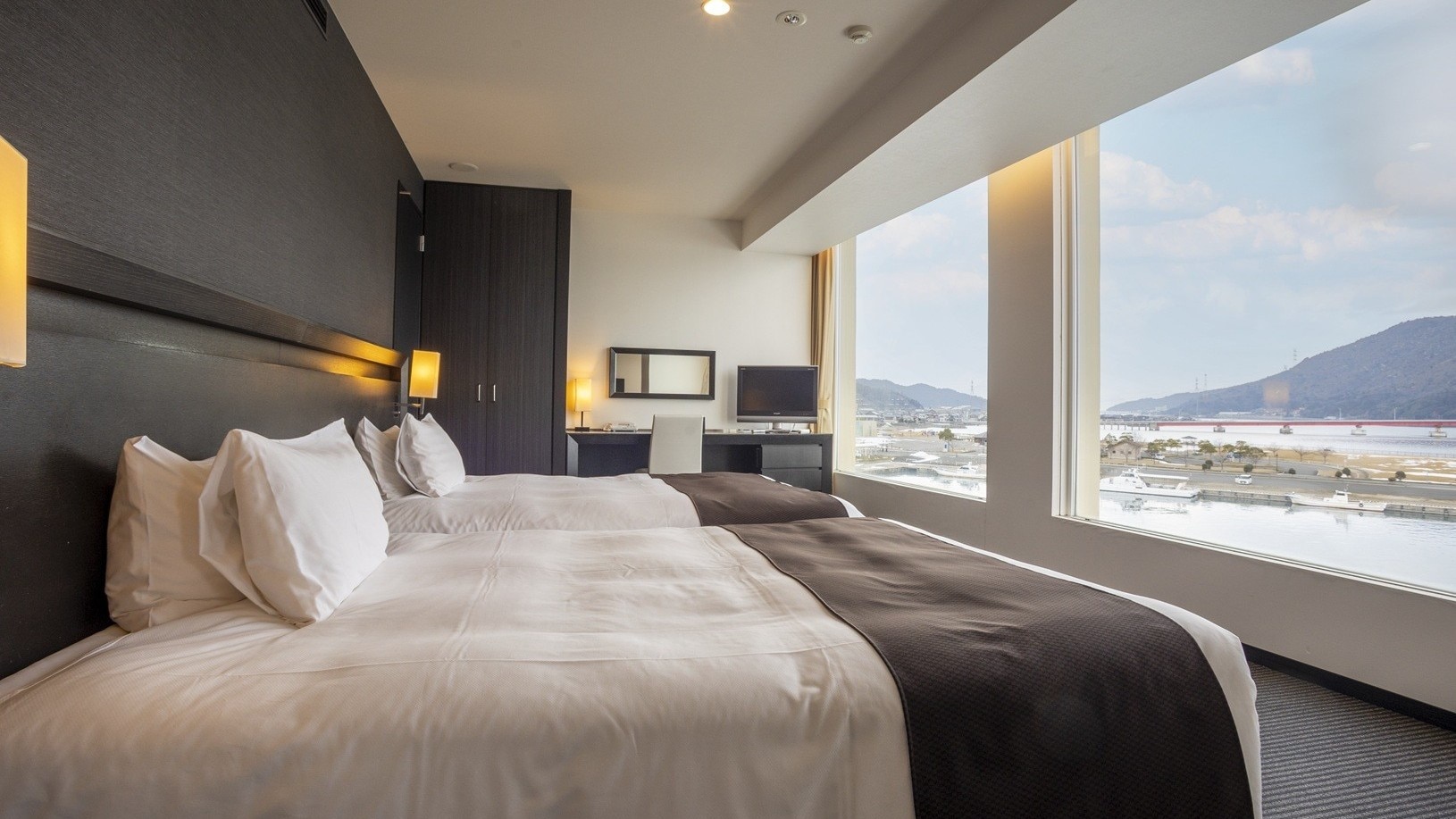 [Ocean Resort Hotel & Spa Uminpia] Japanese-Western room with the sound of waves