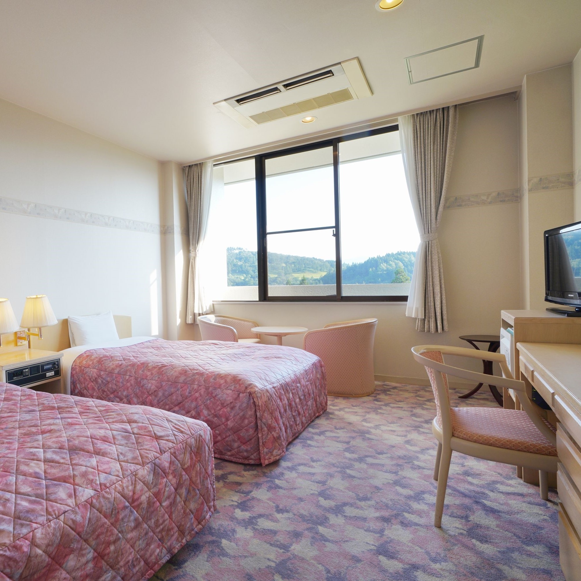 Aoyama Hotel Western-style room example
