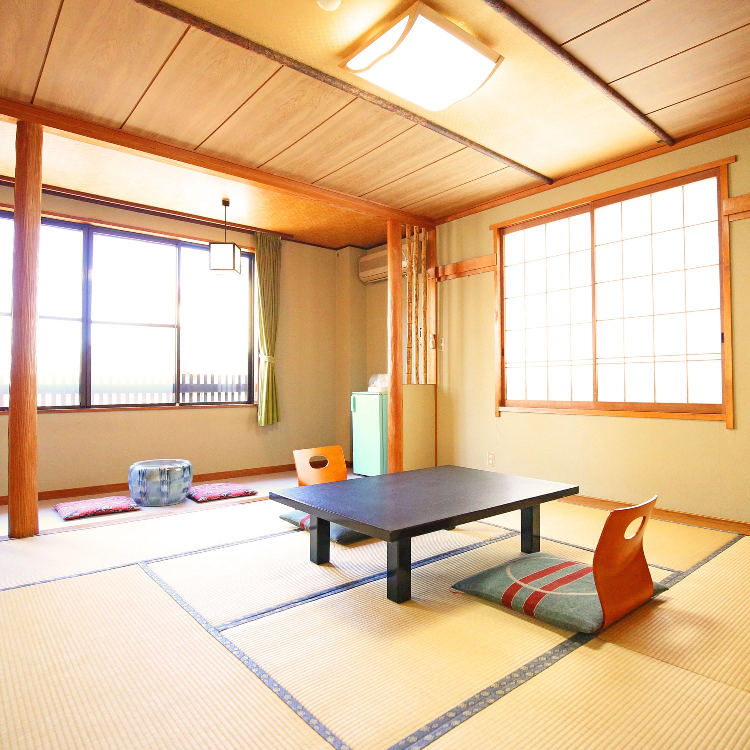 [With toilet] Japanese-style room with 8 tatami mats or more: Basic type