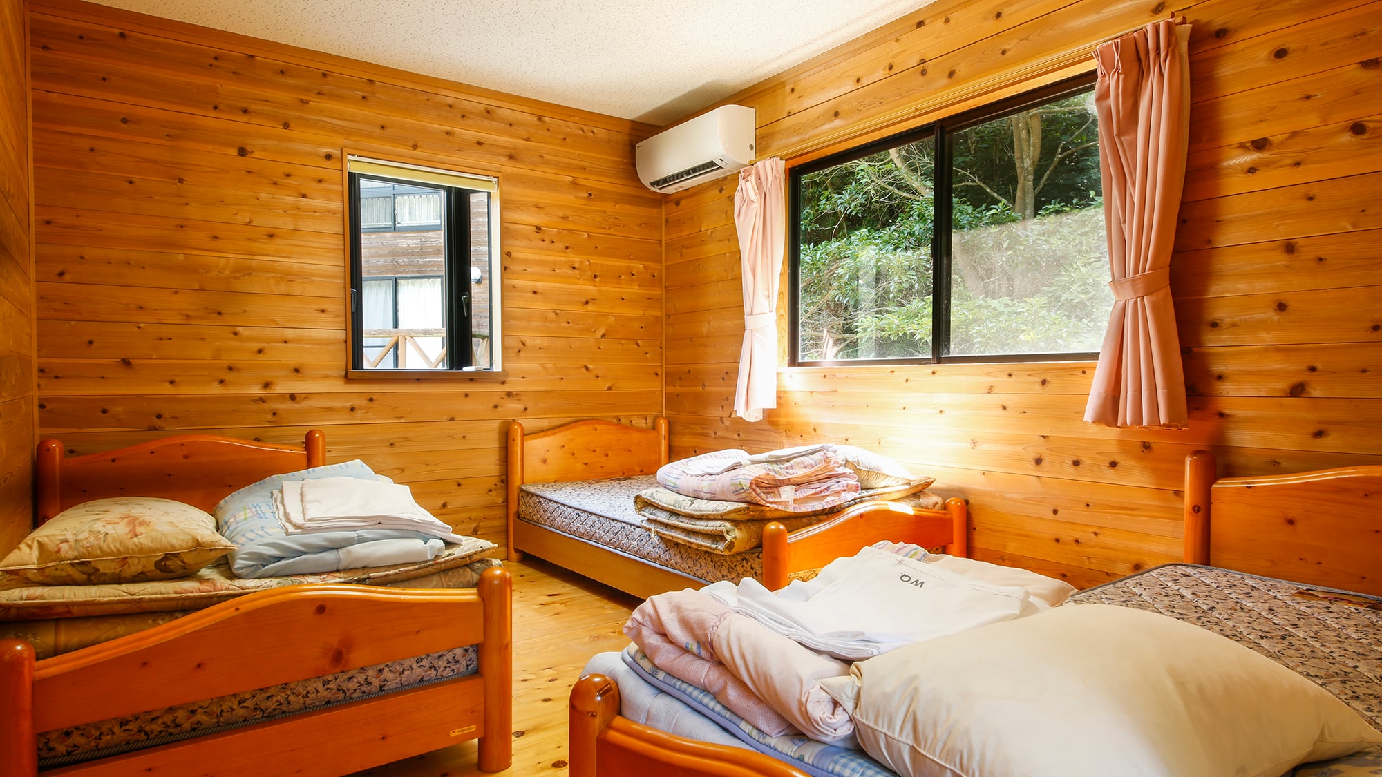 [Cottage: Capacity of 6 people] Bedroom
