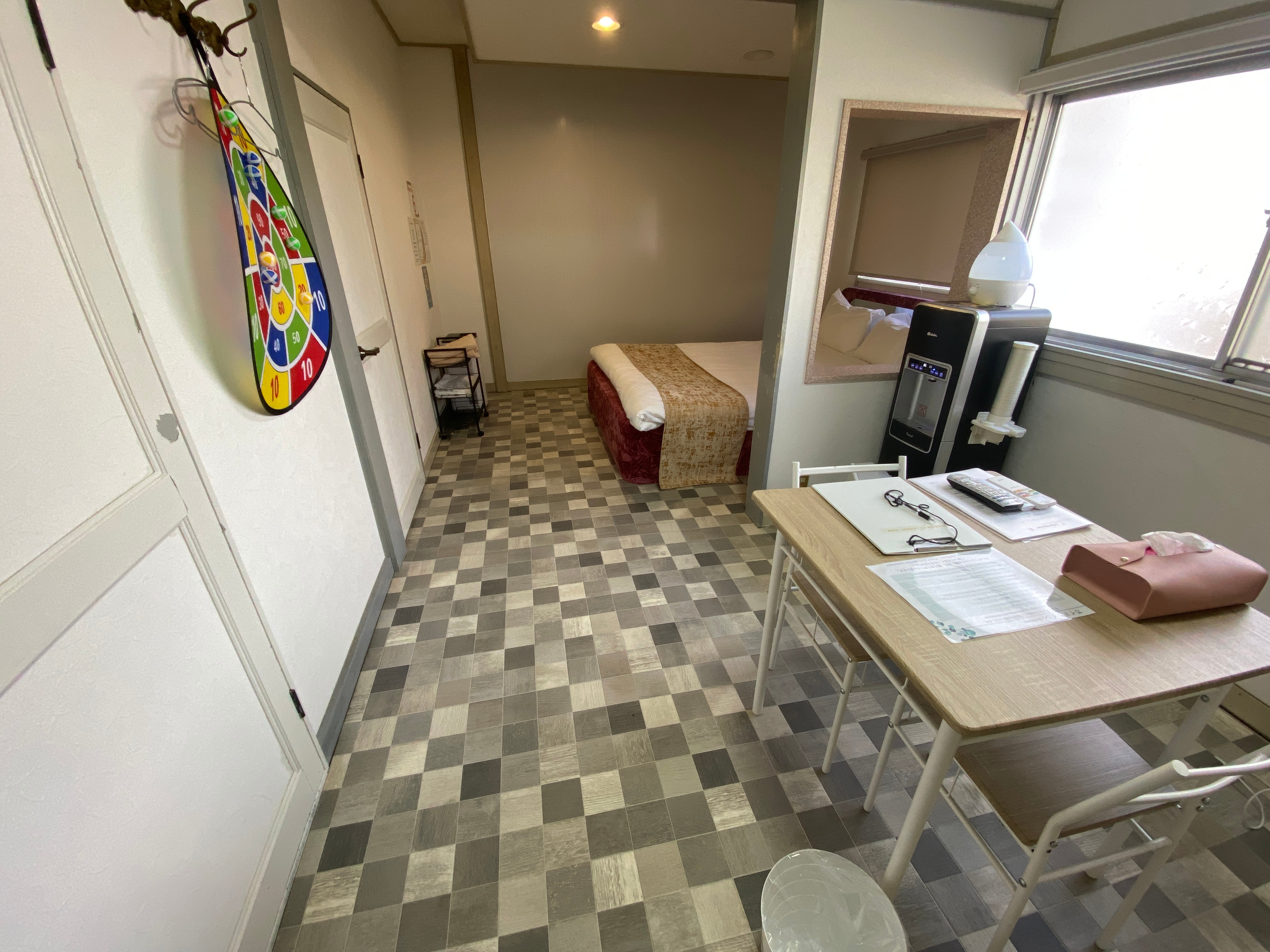 Room 6
